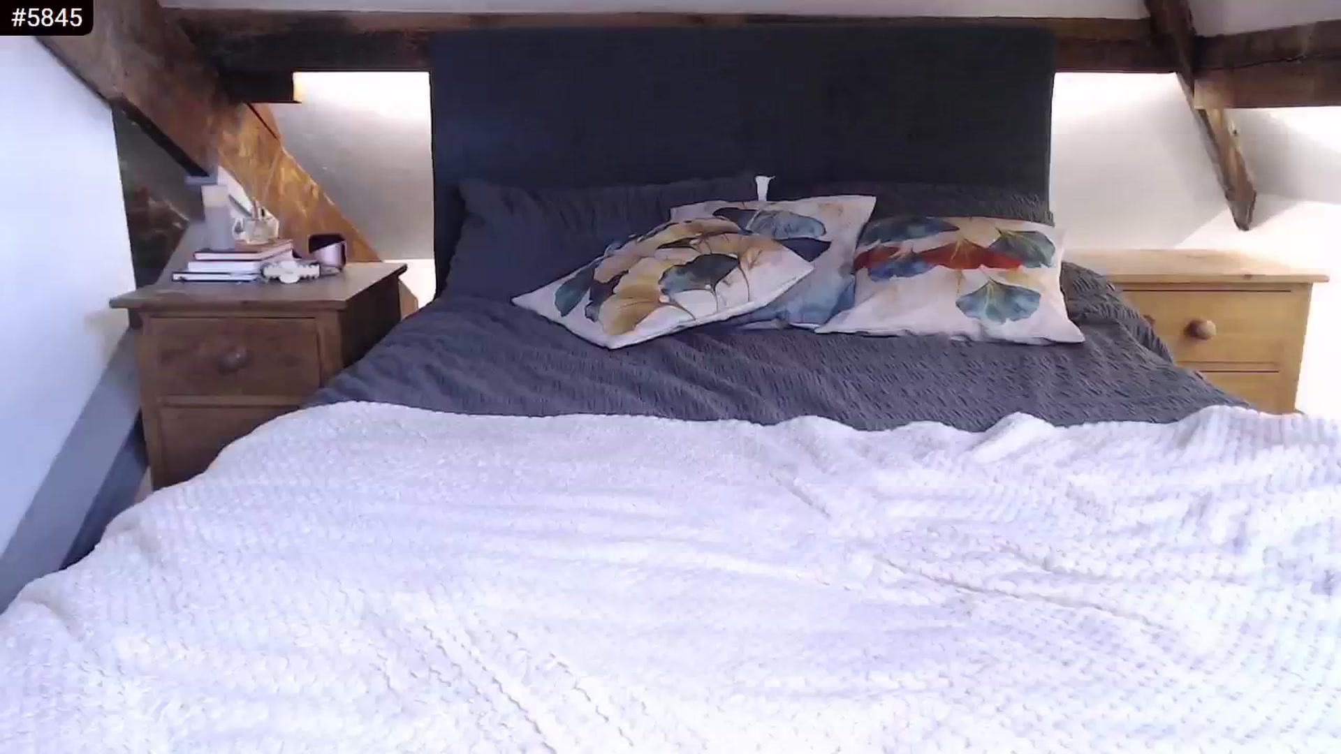 Gallery image thumbnail from ItsFayday's myfreecams stream on, 05/04/2024, 17:17 image 11 of 20
