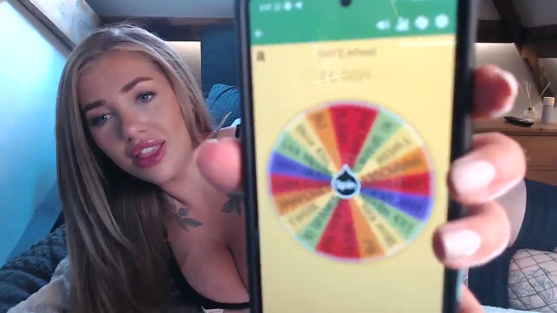 Gallery image thumbnail from ItsFayday's myfreecams stream on, 07/04/2024, 15:07 image 11 of 20