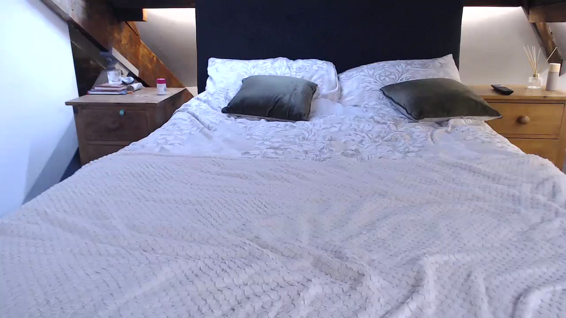 Gallery image thumbnail from ItsFayday's myfreecams stream on, 07/15/2024, 16:04 image 16 of 20