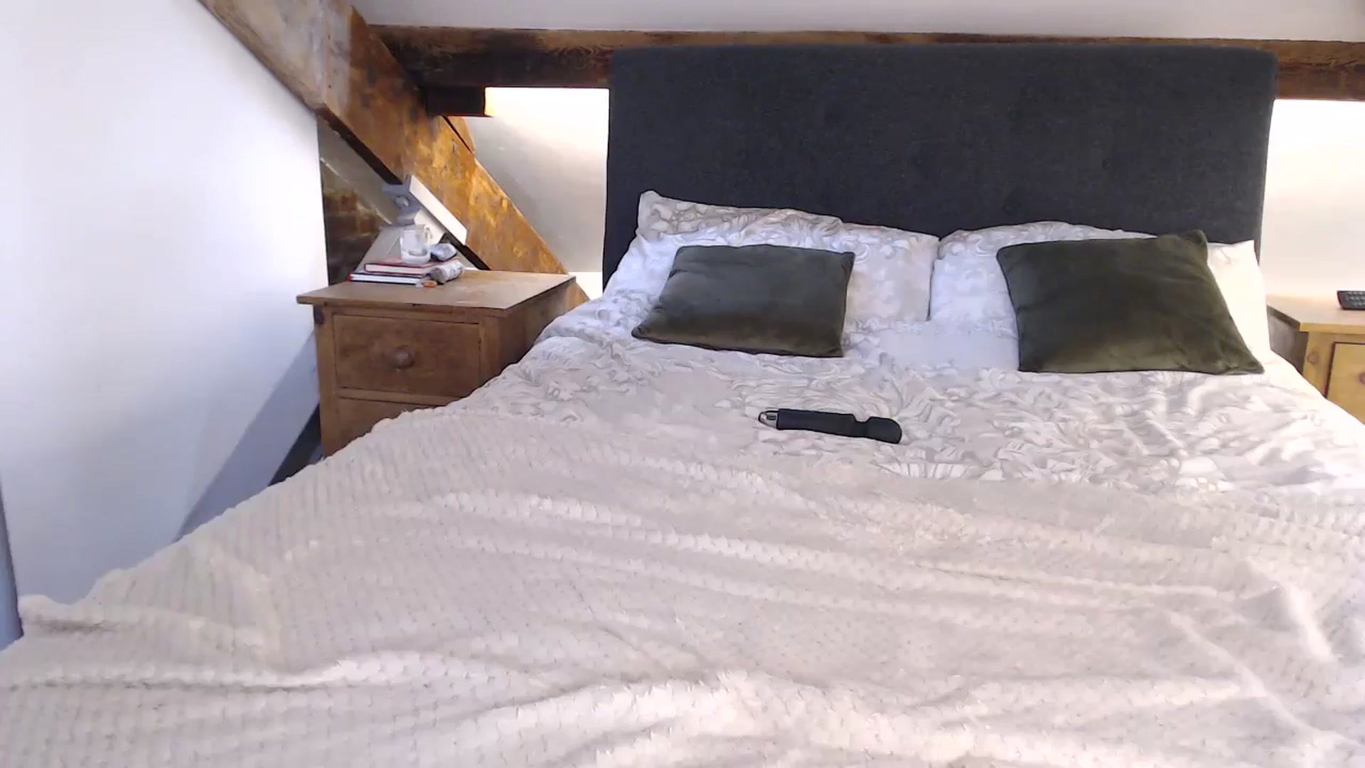 Gallery image thumbnail from ItsFayday's myfreecams stream on, 07/25/2024, 14:00 image 14 of 20