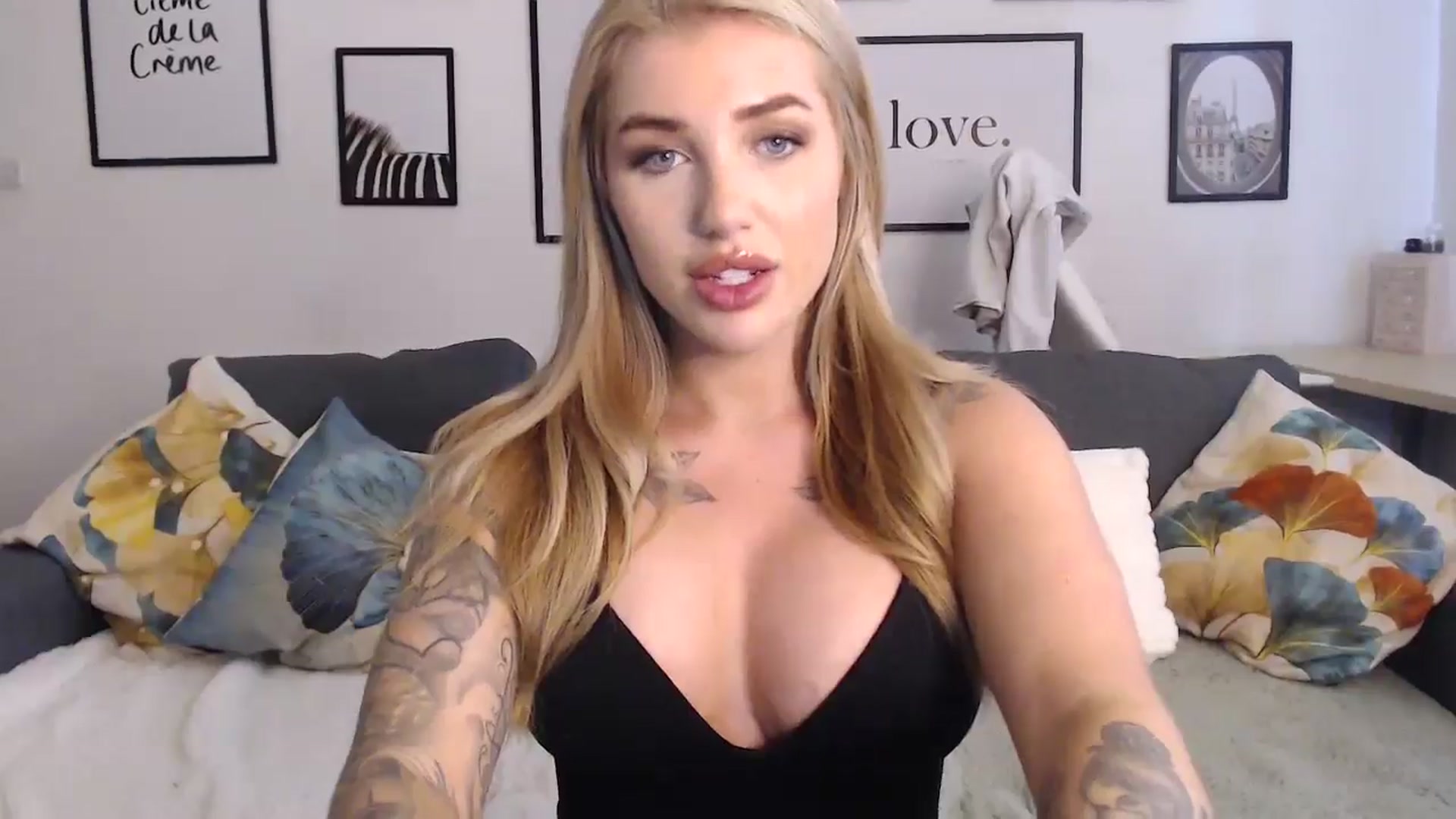 Gallery image thumbnail from ItsFayday's myfreecams stream on, 09/16/2024, 17:04 image 12 of 20