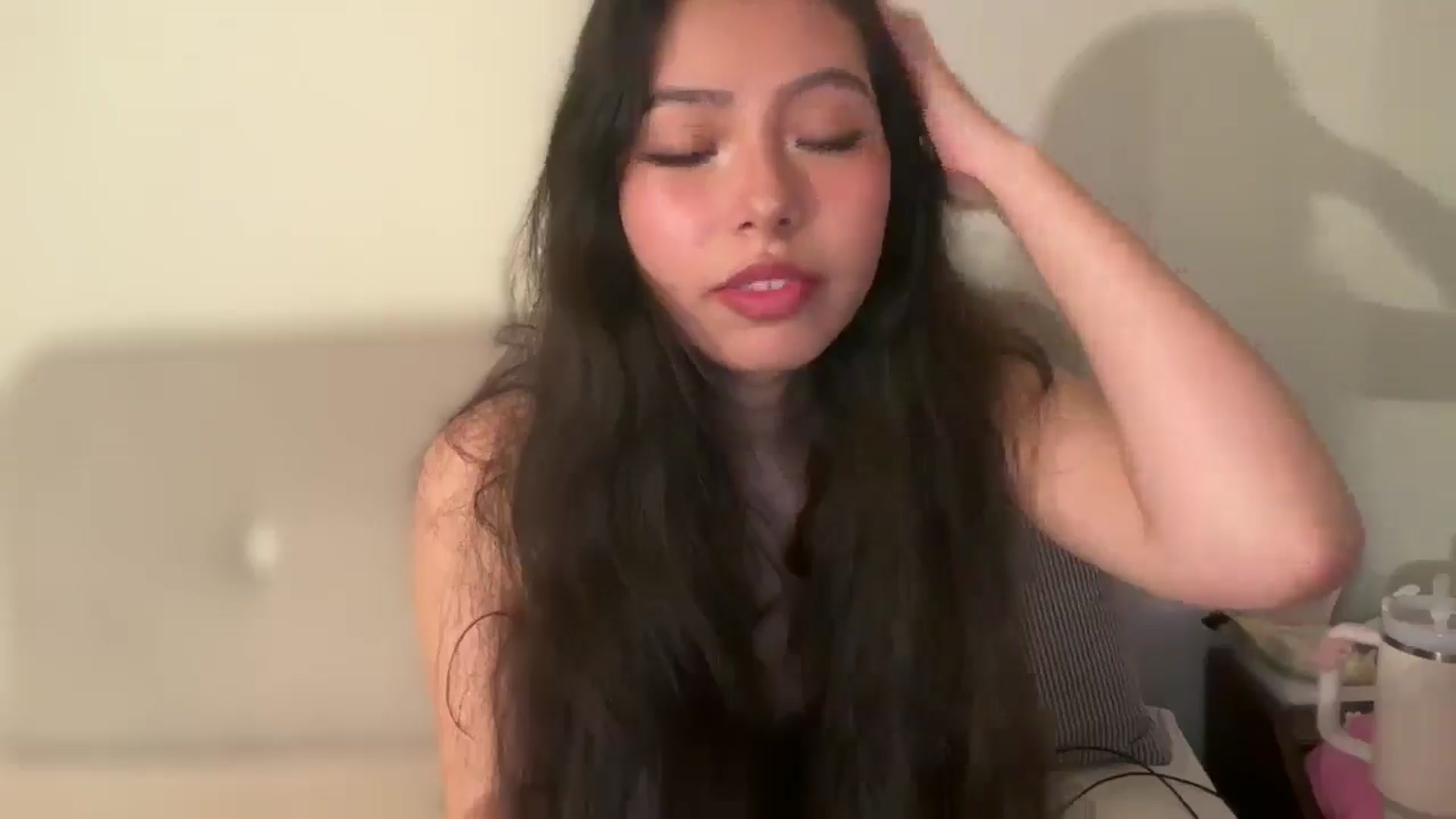 Gallery image thumbnail from ItsGoddessMia's myfreecams stream on, 06/24/2025, 15:09 image 18 of 20