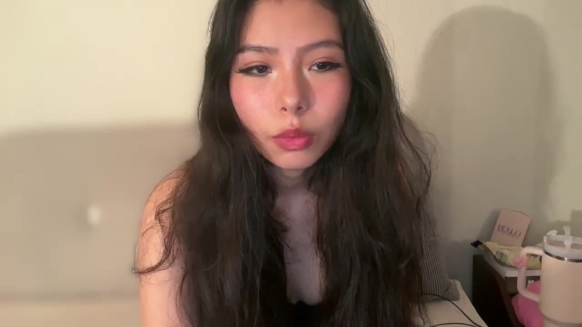Gallery image thumbnail from ItsGoddessMia's myfreecams stream on, 06/24/2025, 15:33 image 10 of 20