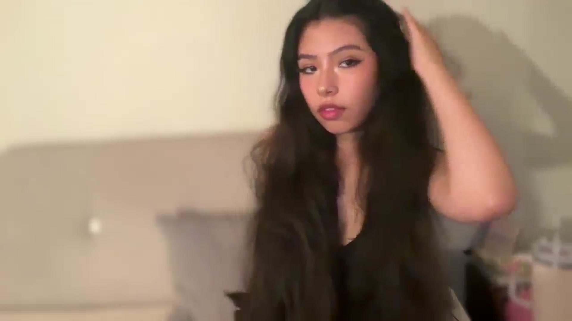 Gallery image thumbnail from ItsGoddessMia's myfreecams stream on, 06/24/2025, 15:33 image 8 of 20