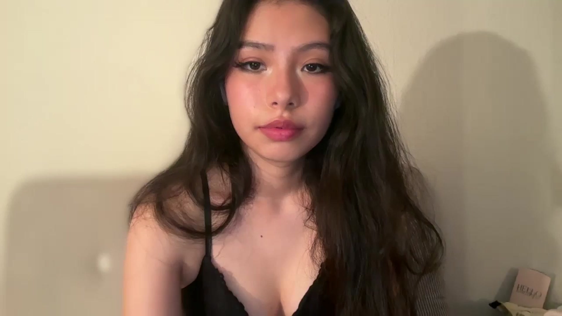 Gallery image thumbnail from ItsGoddessMia's myfreecams stream on, 06/24/2025, 16:33 image 13 of 20