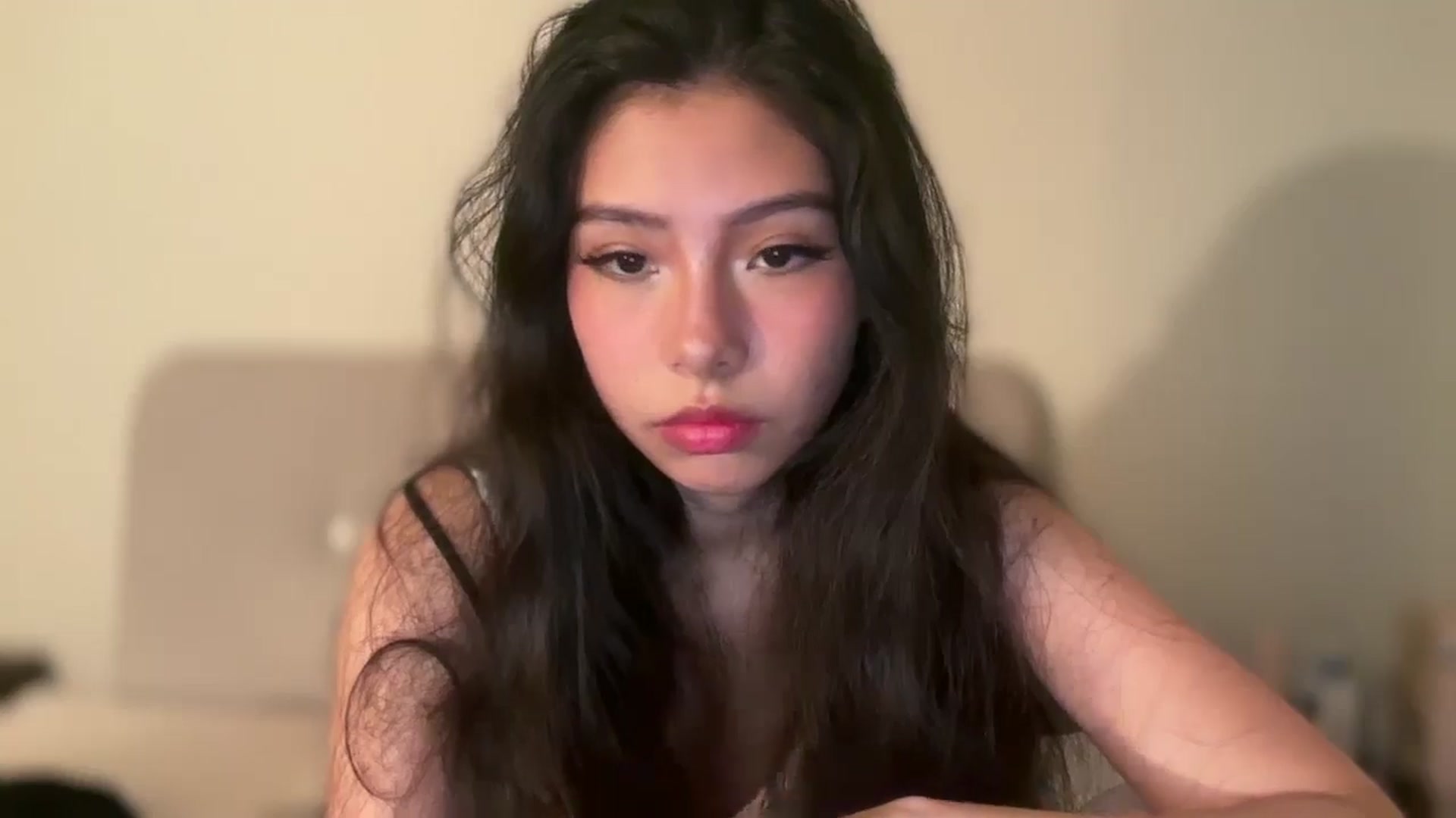 Gallery image thumbnail from ItsGoddessMia's myfreecams stream on, 06/26/2025, 13:16 image 3 of 20