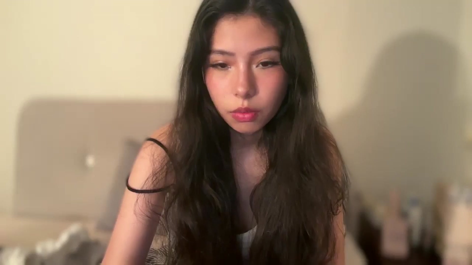 Gallery image thumbnail from ItsGoddessMia's myfreecams stream on, 06/26/2025, 13:56 image 14 of 20