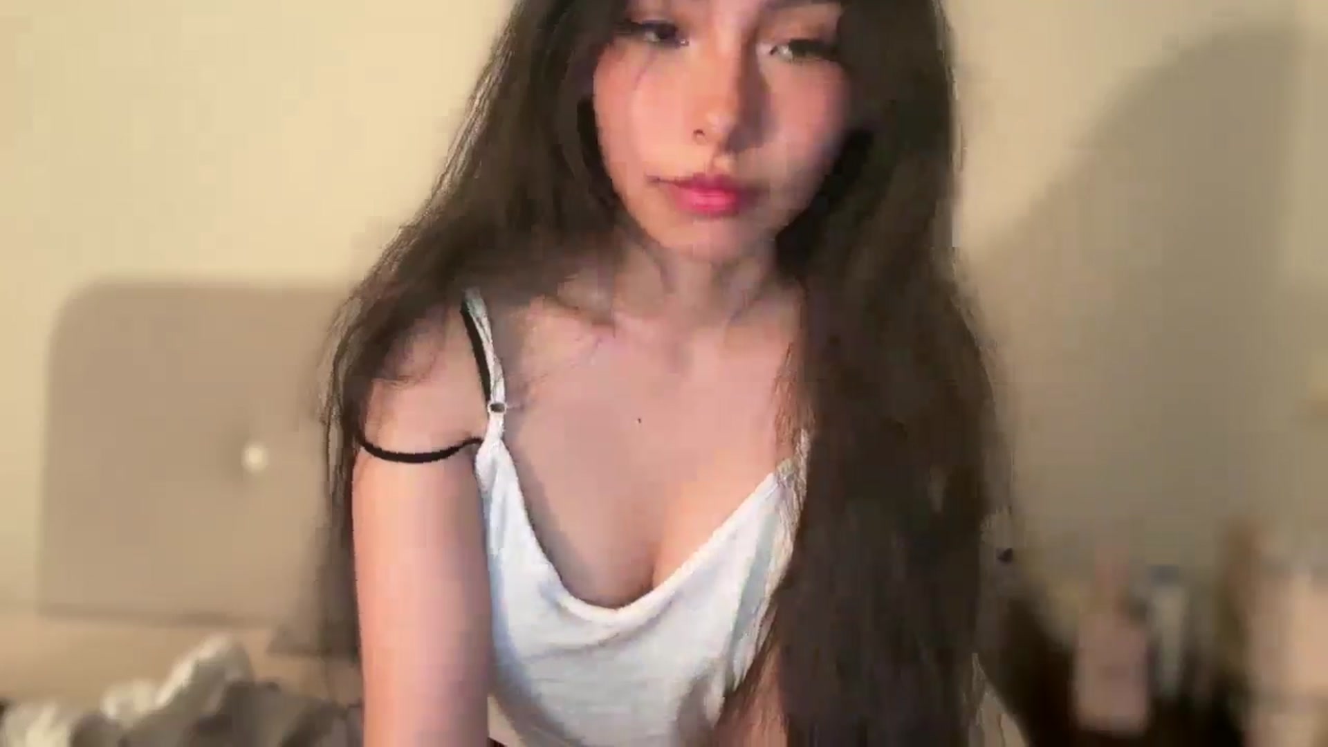 Gallery image thumbnail from ItsGoddessMia's myfreecams stream on, 06/26/2025, 13:56 image 9 of 20