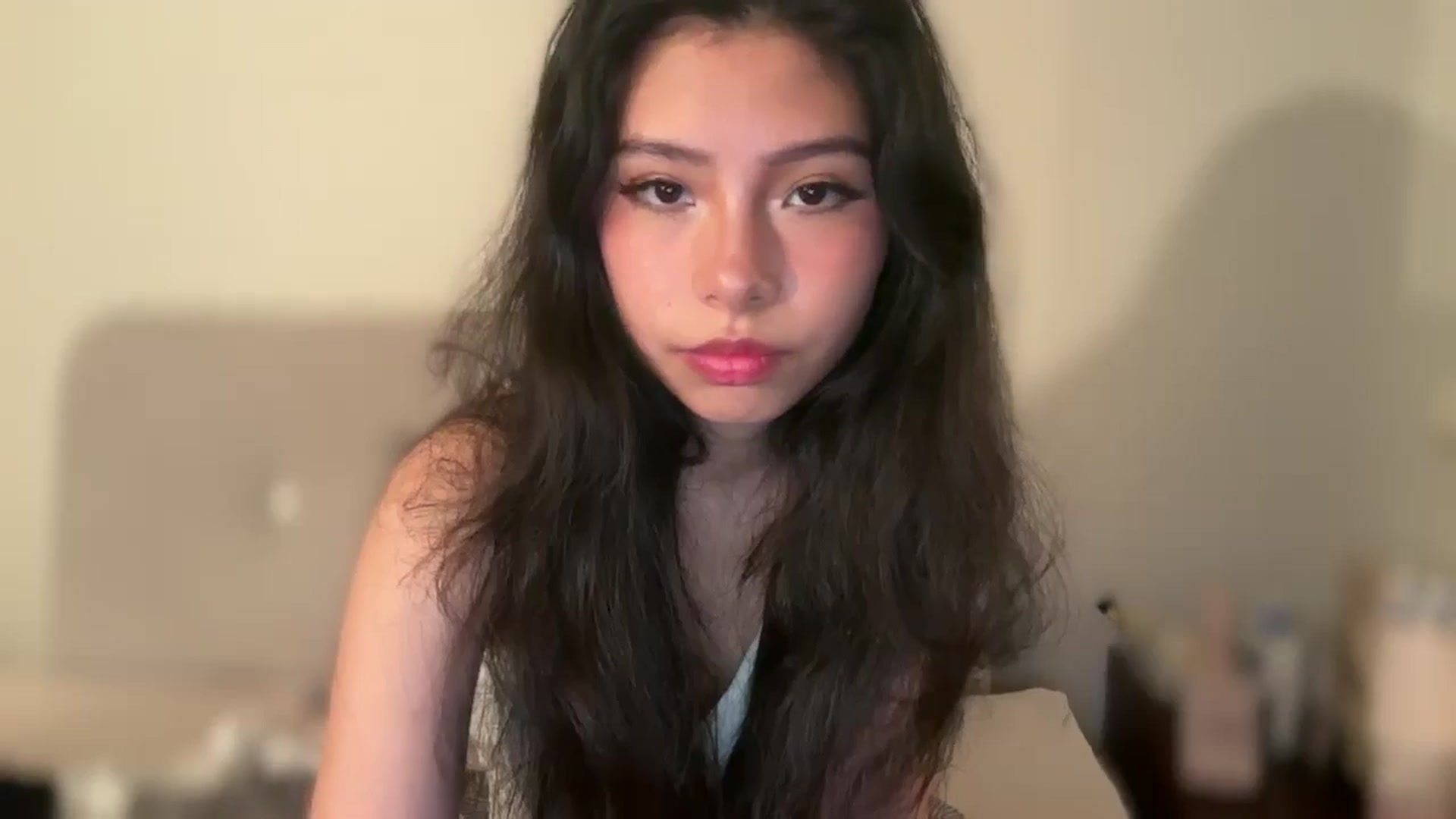 Gallery image thumbnail from ItsGoddessMia's myfreecams stream on, 06/26/2025, 15:52 image 2 of 20
