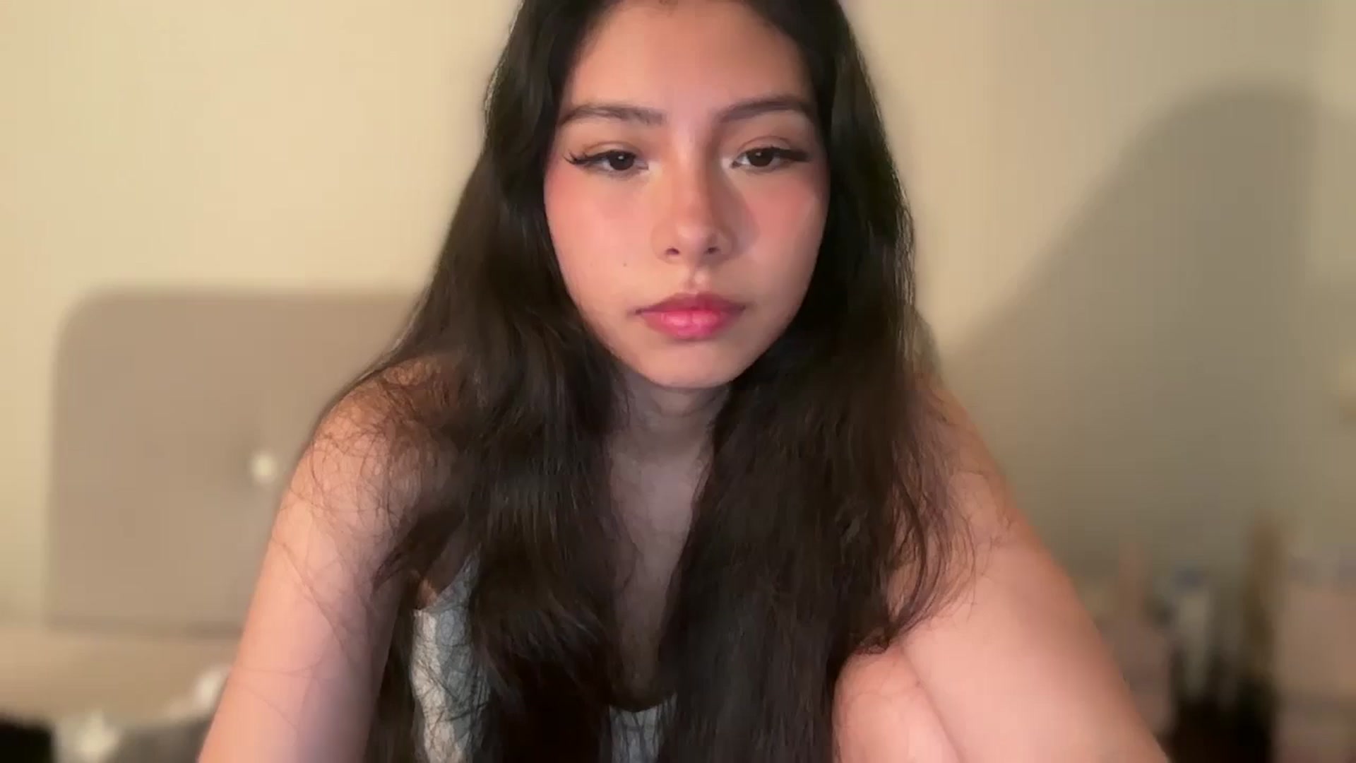 Gallery image thumbnail from ItsGoddessMia's myfreecams stream on, 06/26/2025, 15:52 image 5 of 20