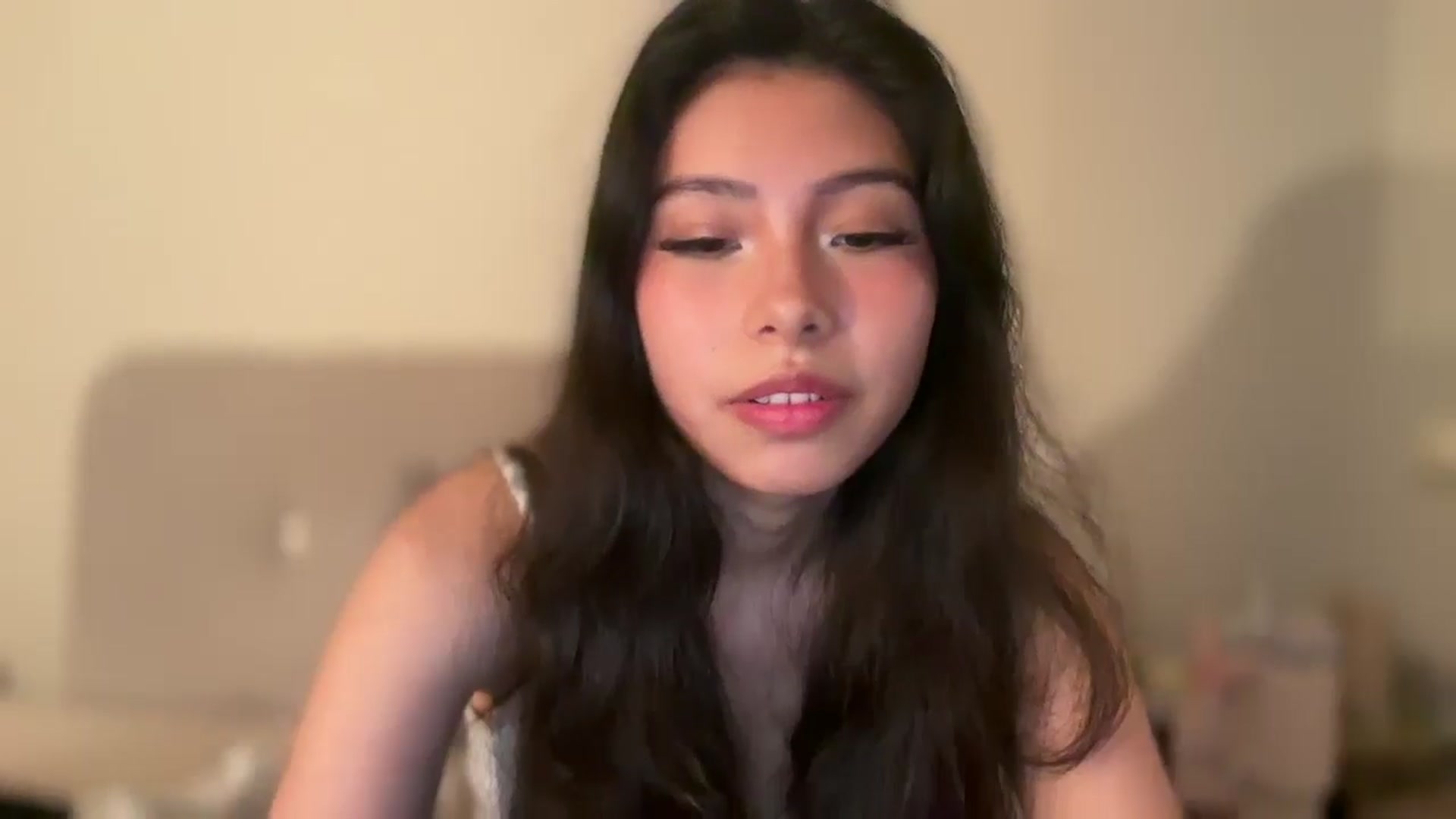 Gallery image thumbnail from ItsGoddessMia's myfreecams stream on, 06/26/2025, 15:52 image 15 of 20