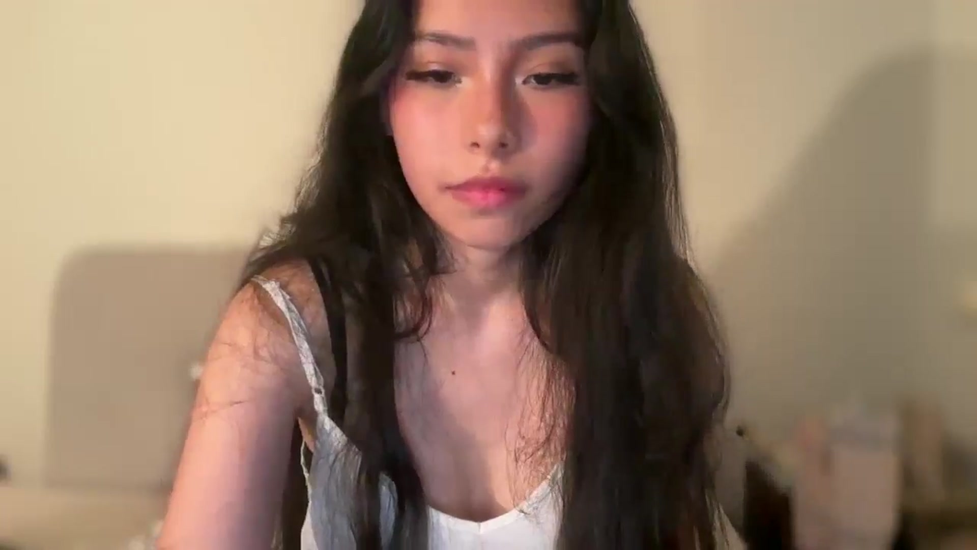 Gallery image thumbnail from ItsGoddessMia's myfreecams stream on, 06/26/2025, 17:22 image 9 of 20