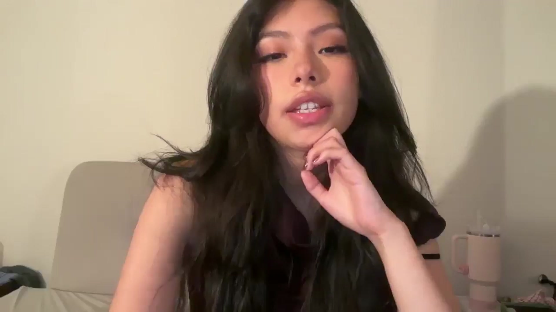 Gallery image thumbnail from ItsGoddessMia's myfreecams stream on, 09/22/2025, 10:48 image 20 of 20