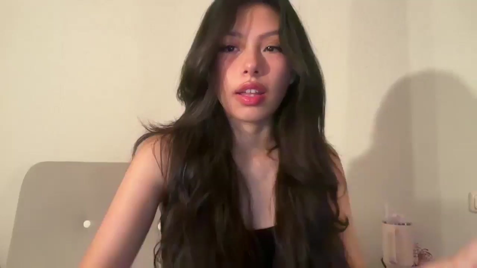 Gallery image thumbnail from ItsGoddessMia's myfreecams stream on, 09/23/2025, 06:38 image 1 of 20