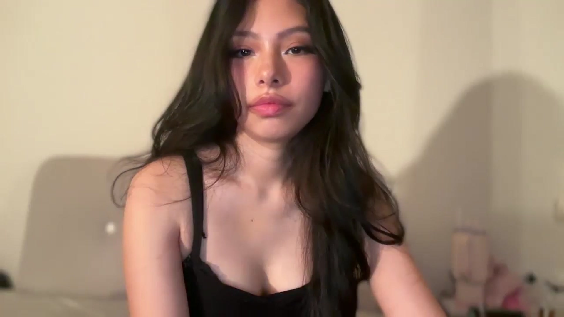 Gallery image thumbnail from ItsGoddessMia's myfreecams stream on, 09/23/2025, 08:45 image 5 of 20