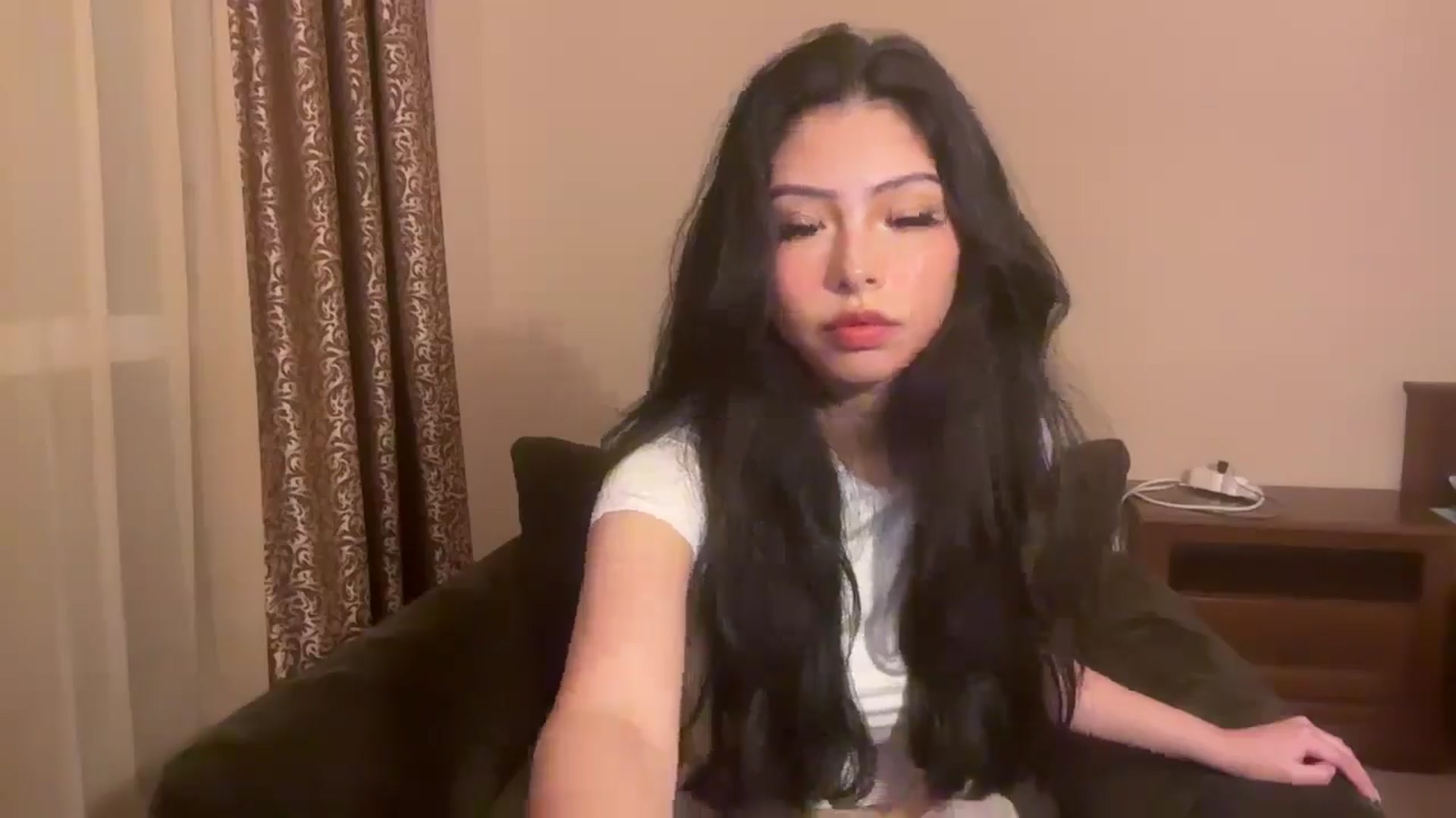 Gallery image thumbnail from ItsGoddessMia's myfreecams stream on, 12/07/2025, 17:08 image 13 of 20