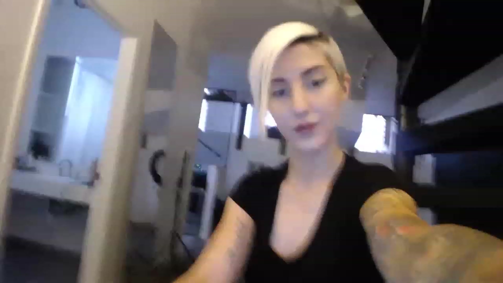 Gallery image thumbnail from ItsJade's myfreecams stream on, 01/19/2023, 18:43 image 3 of 20
