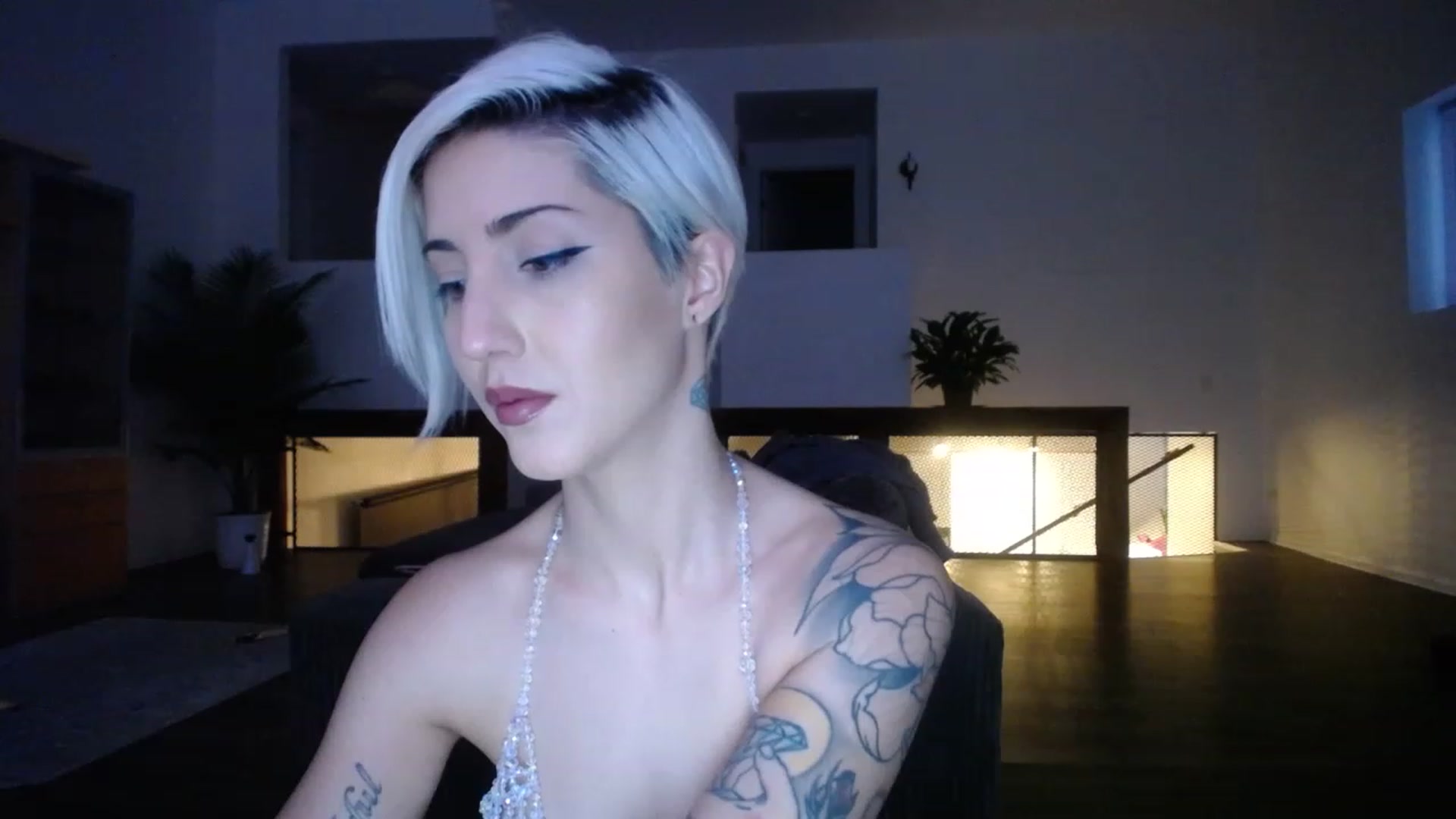 Gallery image thumbnail from ItsJade's myfreecams stream on, 01/31/2023, 23:27 image 8 of 20