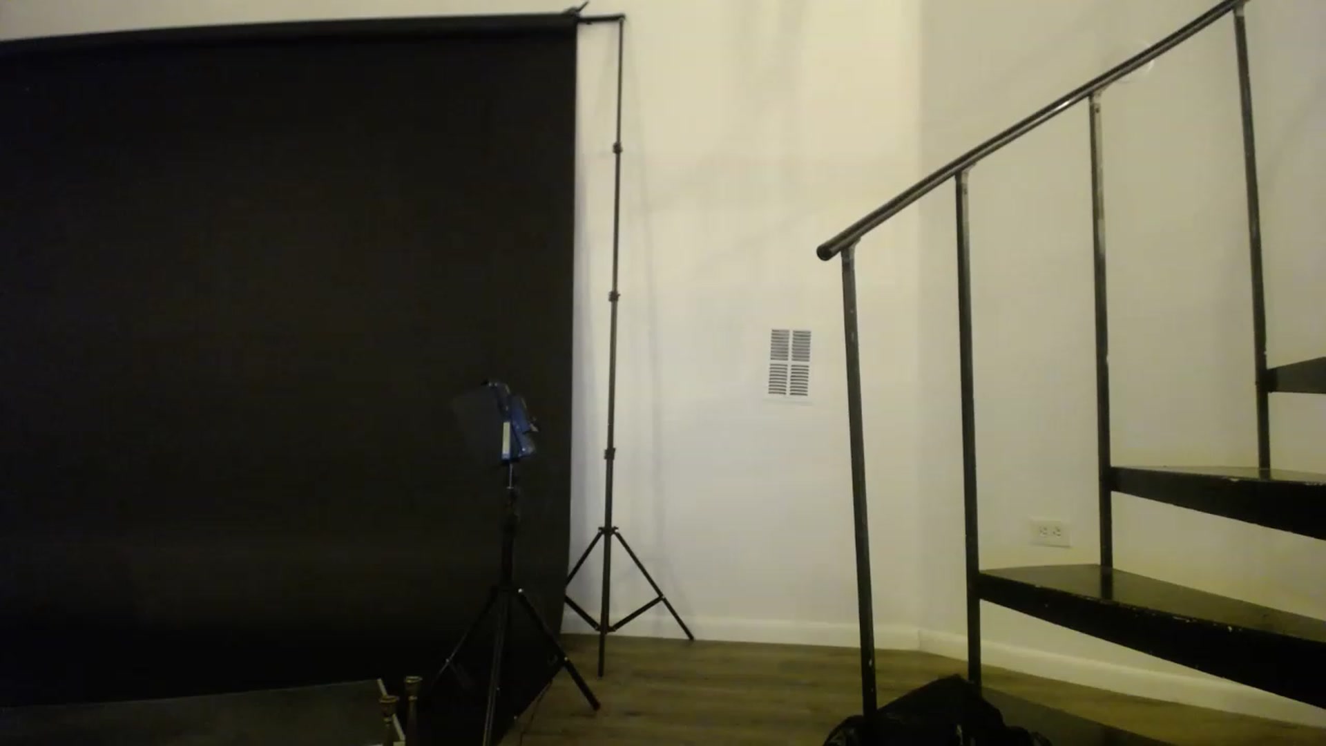 Gallery image thumbnail from ItsJade's myfreecams stream on, 01/31/2023, 23:27 image 20 of 20