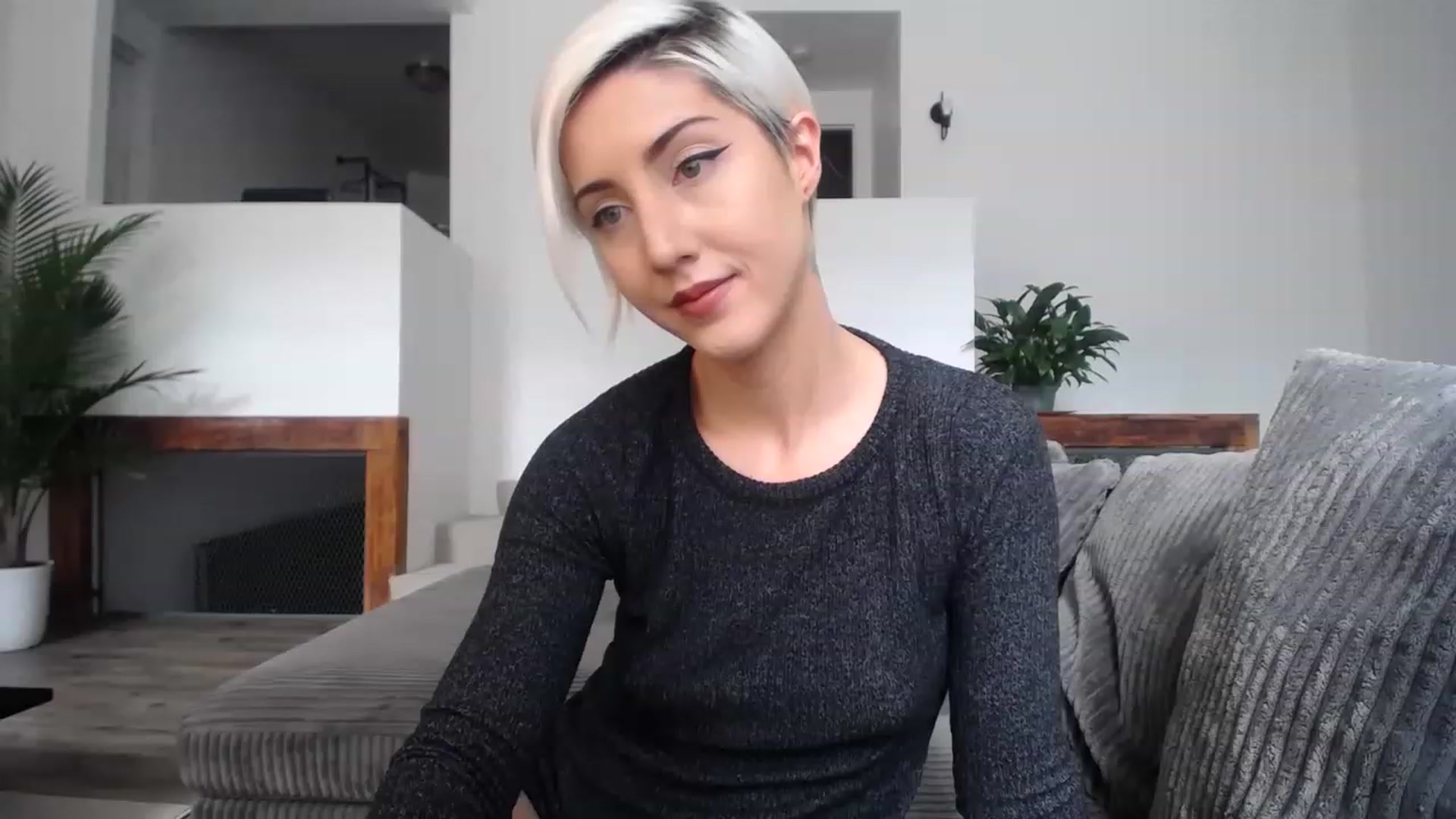 Gallery image thumbnail from ItsJade's myfreecams stream on, 02/01/2023, 18:56 image 20 of 20