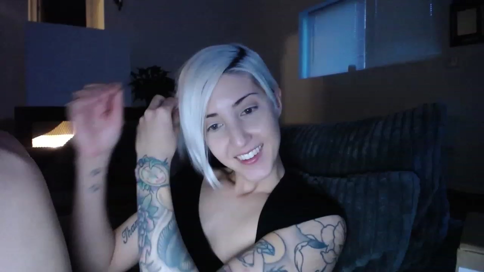 Gallery image thumbnail from ItsJade's myfreecams stream on, 03/17/2023, 24:29 image 5 of 20