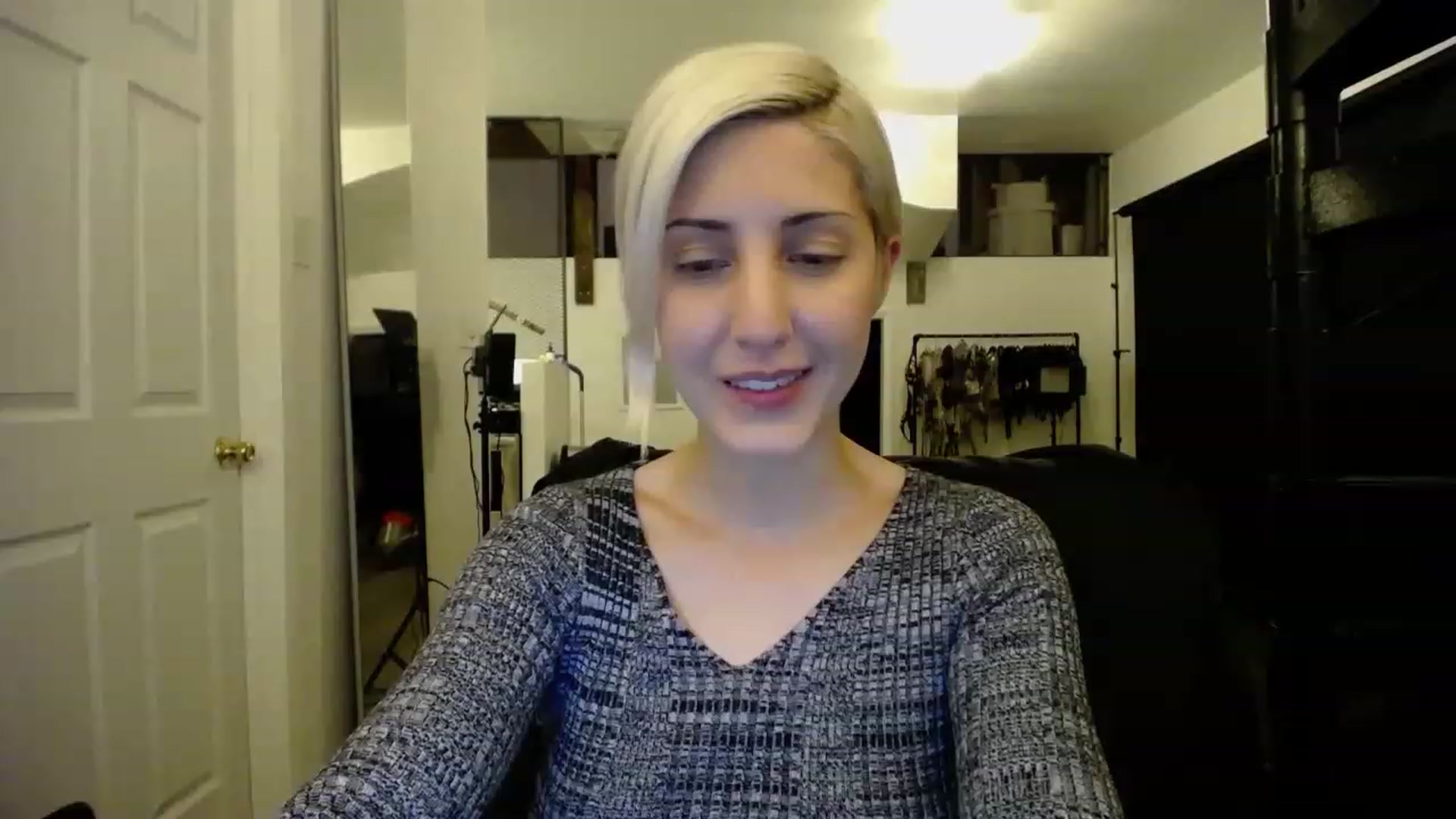 Gallery image thumbnail from ItsJade's myfreecams stream on, 05/03/2023, 03:29 image 11 of 20