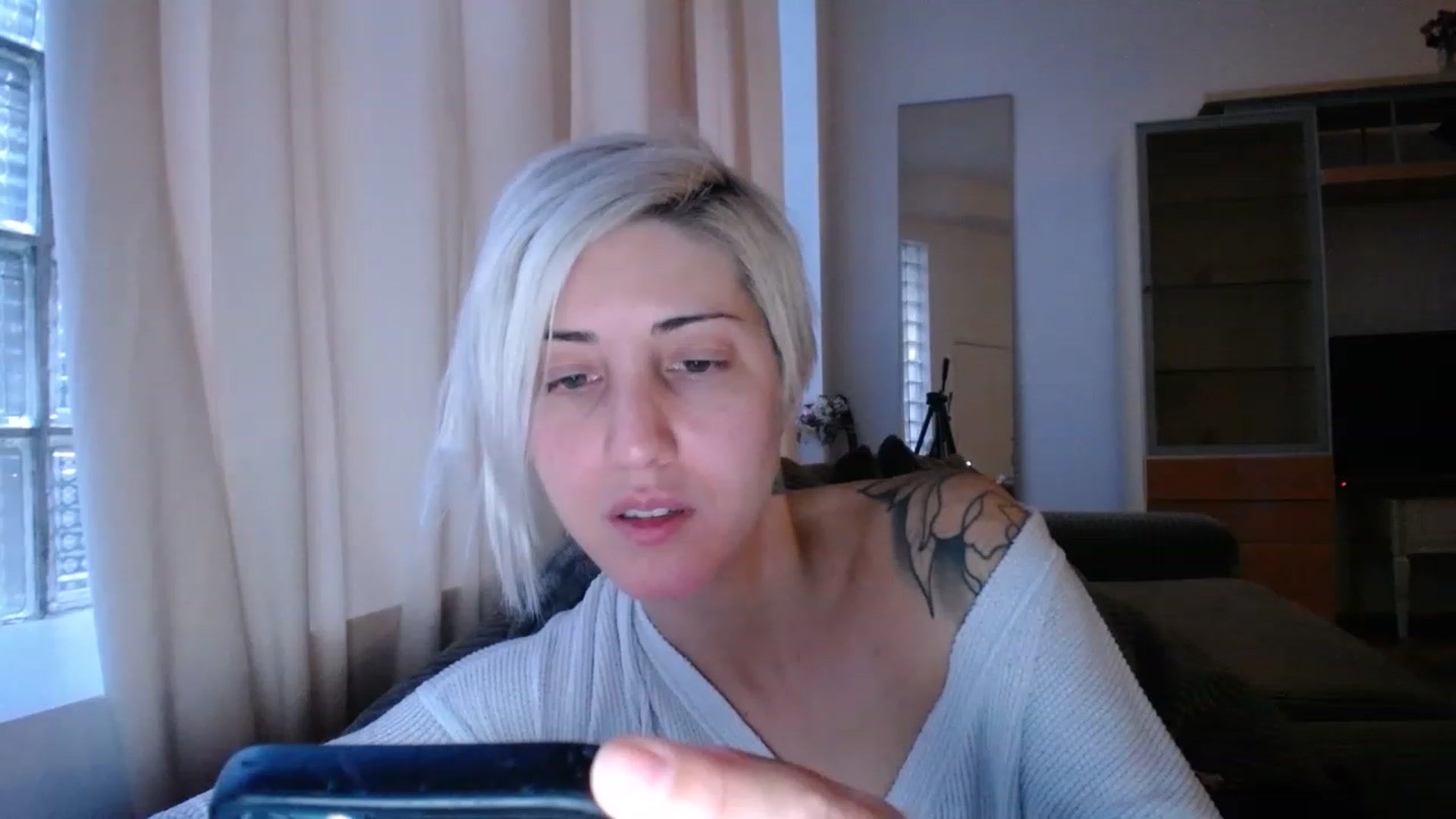 Gallery image thumbnail from ItsJade's myfreecams stream on, 05/19/2023, 02:28 image 1 of 20