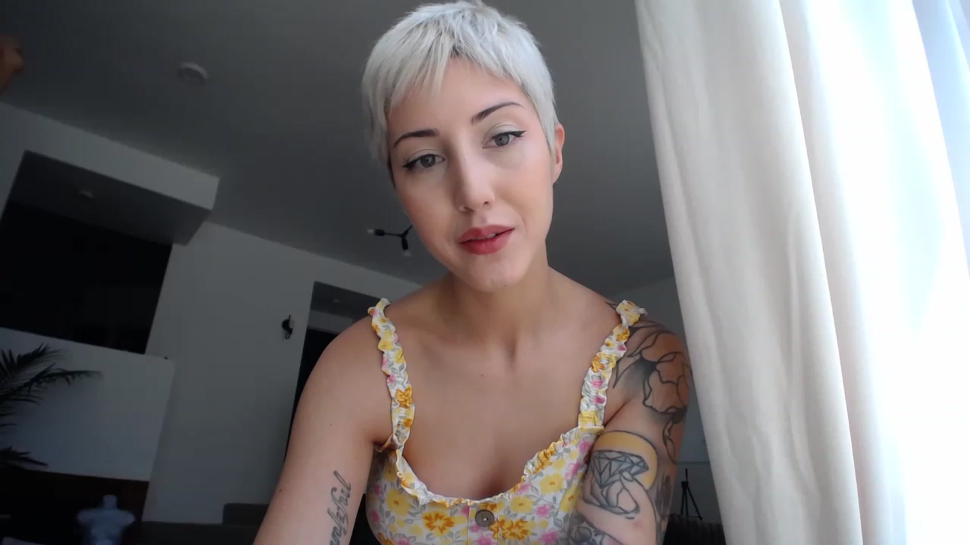Gallery image thumbnail from ItsJade's myfreecams stream on, 05/24/2023, 18:51 image 9 of 20