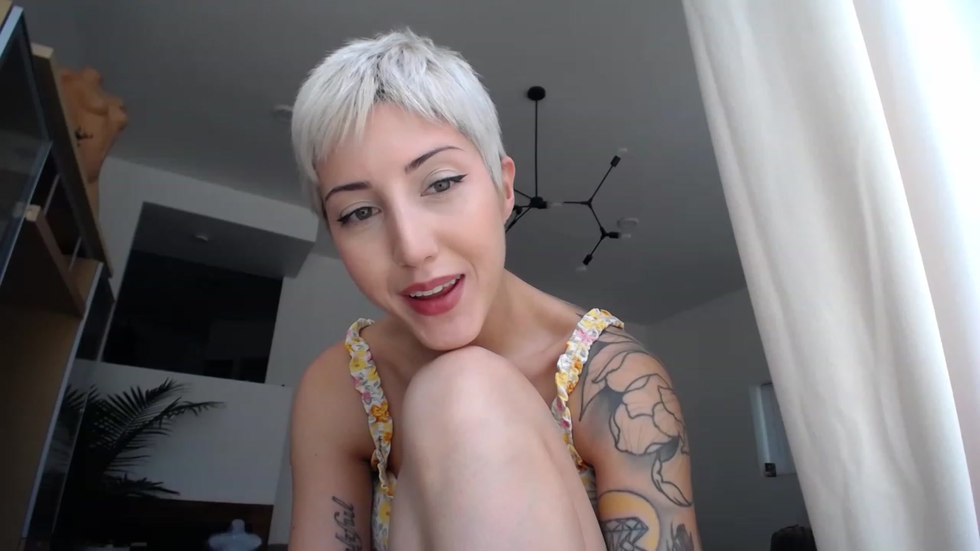 Gallery image thumbnail from ItsJade's myfreecams stream on, 05/24/2023, 18:51 image 15 of 20