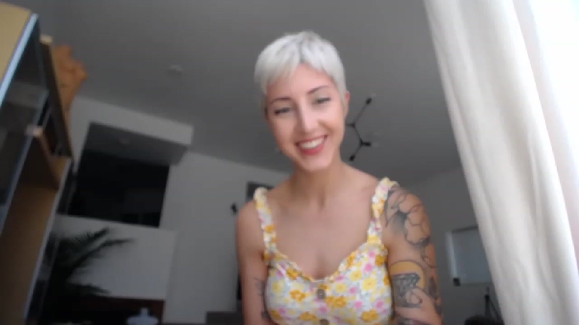 Gallery image thumbnail from ItsJade's myfreecams stream on, 05/24/2023, 18:51 image 17 of 20