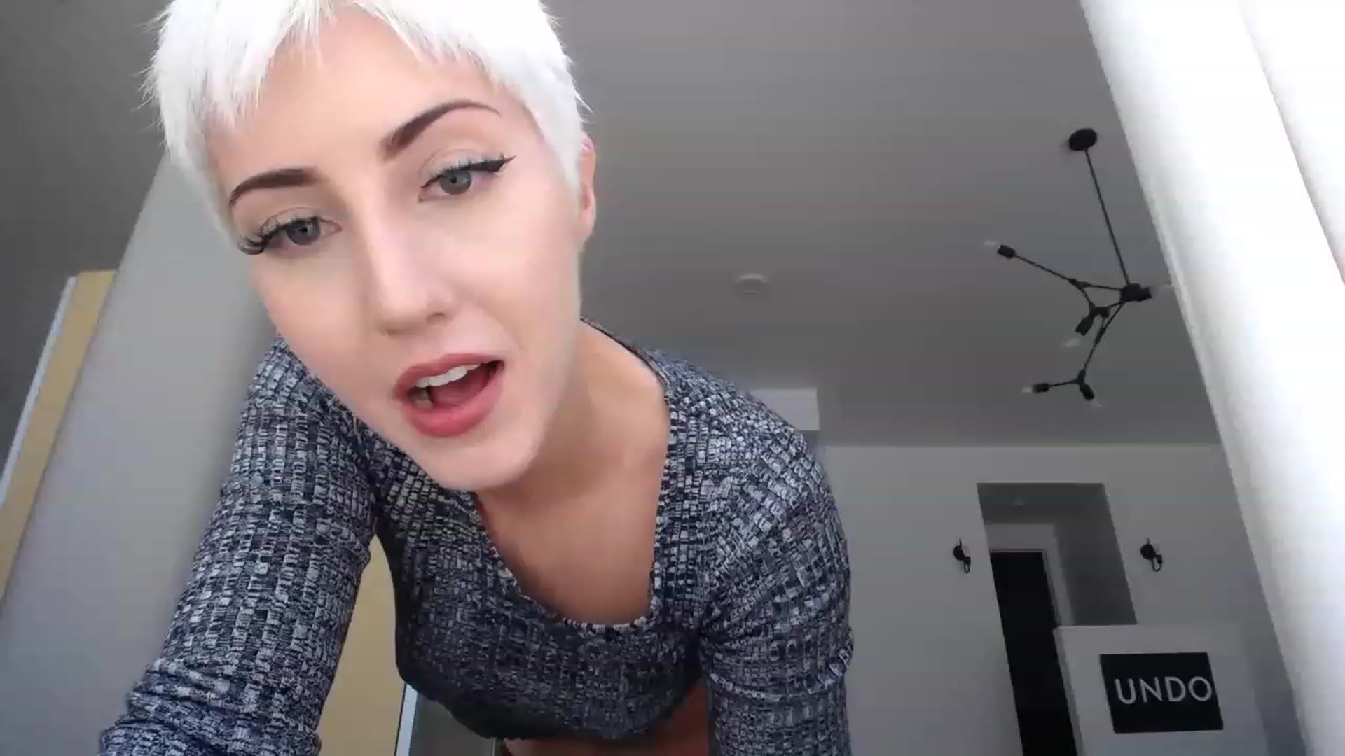 Gallery image thumbnail from ItsJade's myfreecams stream on, 05/30/2023, 18:38 image 15 of 20