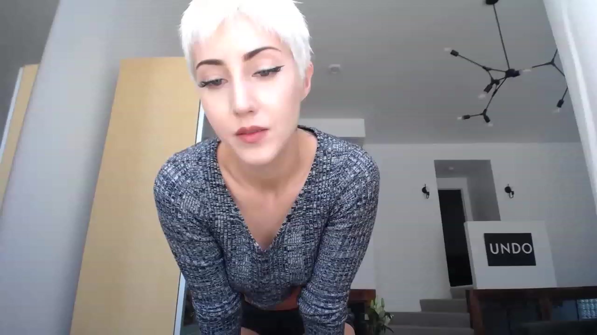 Gallery image thumbnail from ItsJade's myfreecams stream on, 05/30/2023, 18:38 image 10 of 20