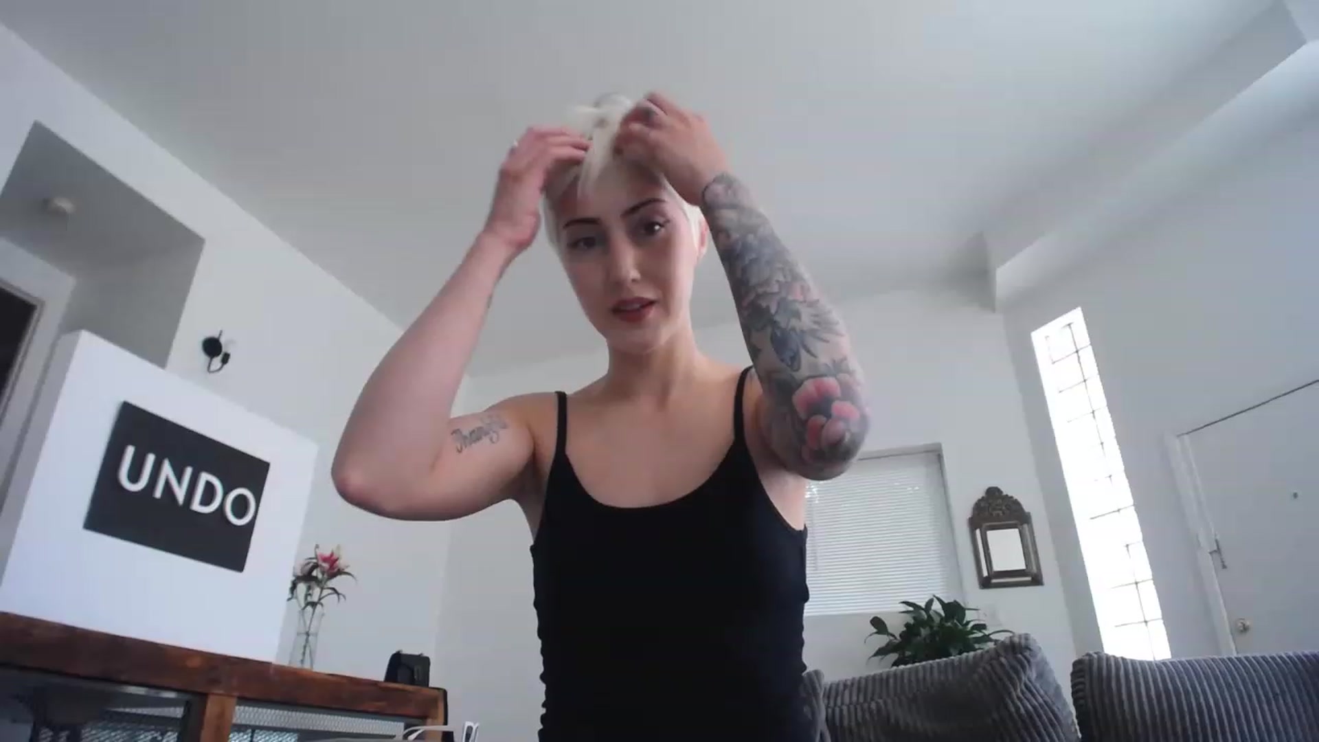 Gallery image thumbnail from ItsJade's myfreecams stream on, 06/03/2023, 22:17 image 12 of 20