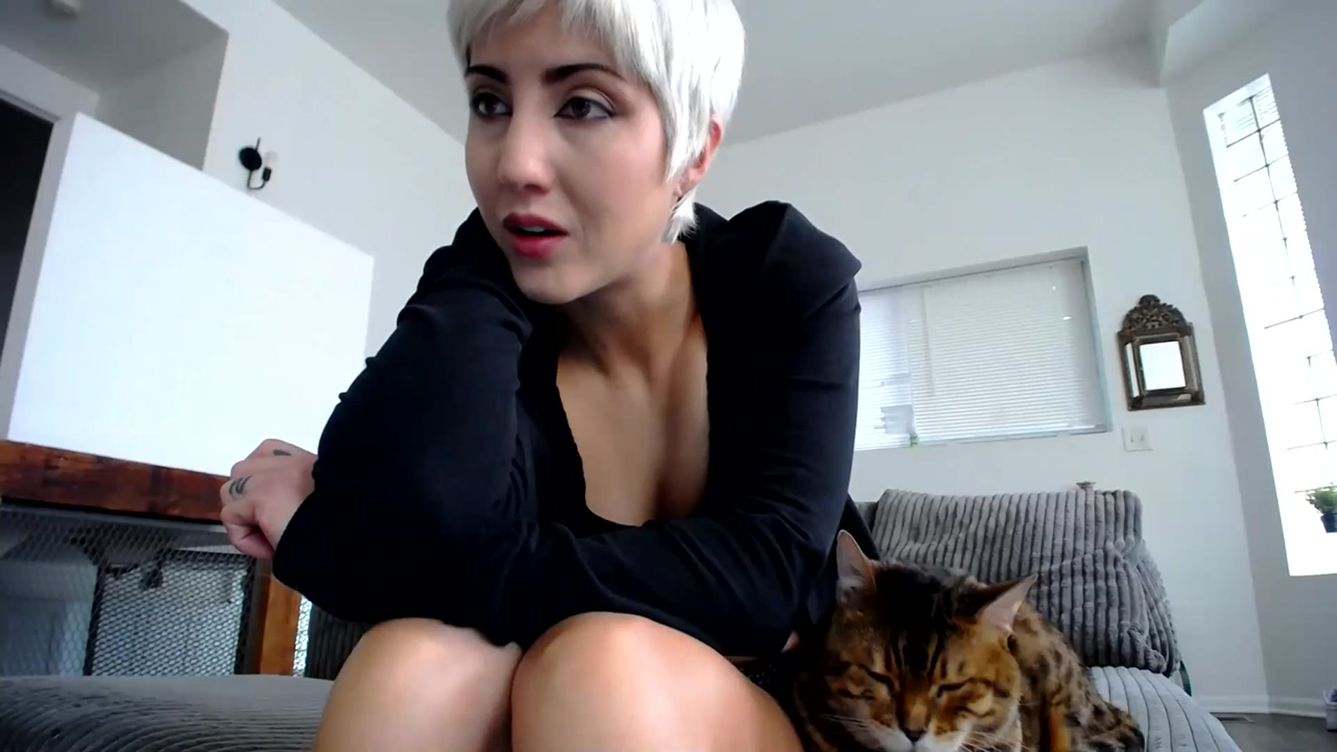 Gallery image thumbnail from ItsJade's myfreecams stream on, 07/12/2023, 19:32 image 17 of 20