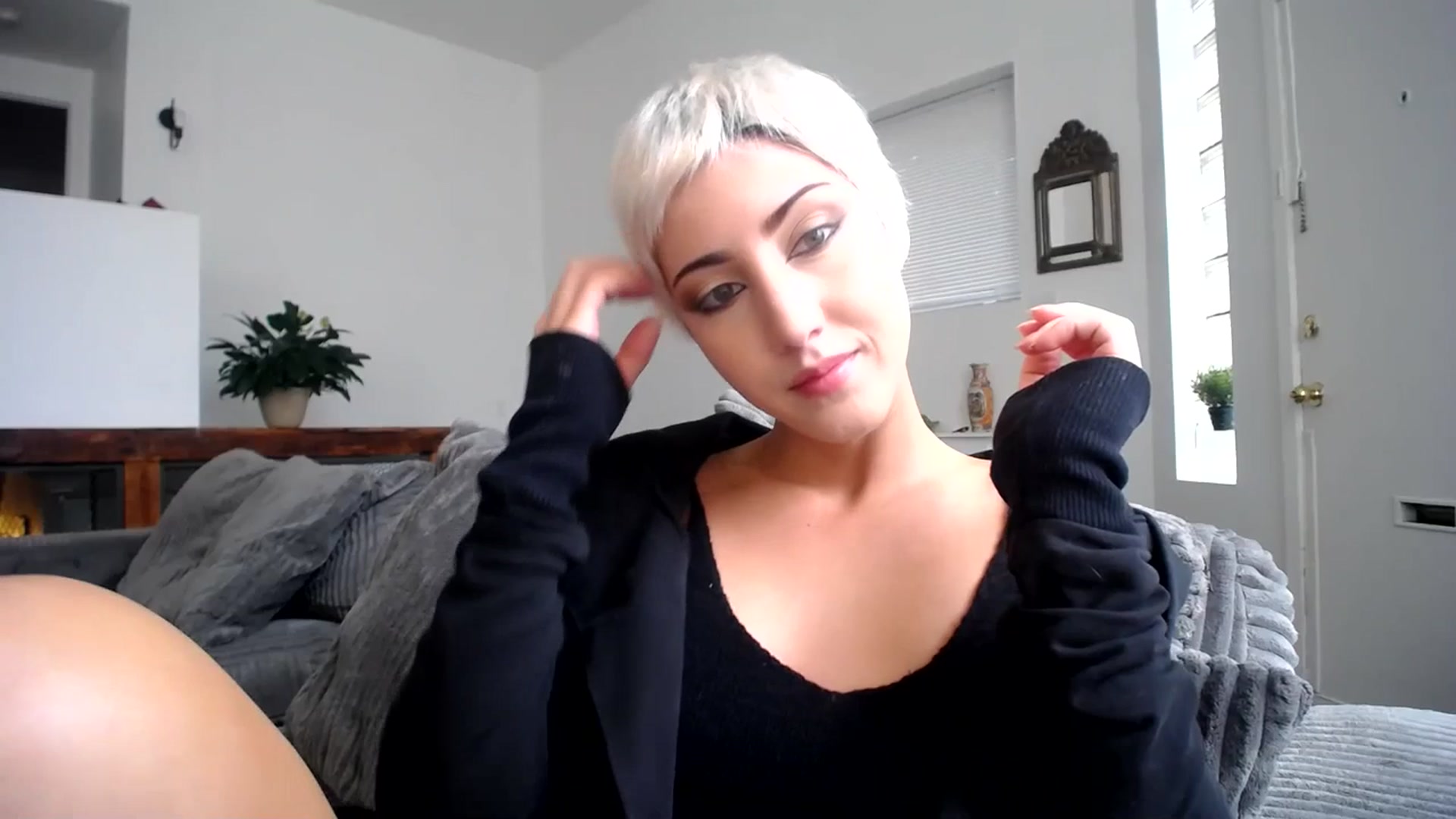 Gallery image thumbnail from ItsJade's myfreecams stream on, 07/12/2023, 19:32 image 3 of 20