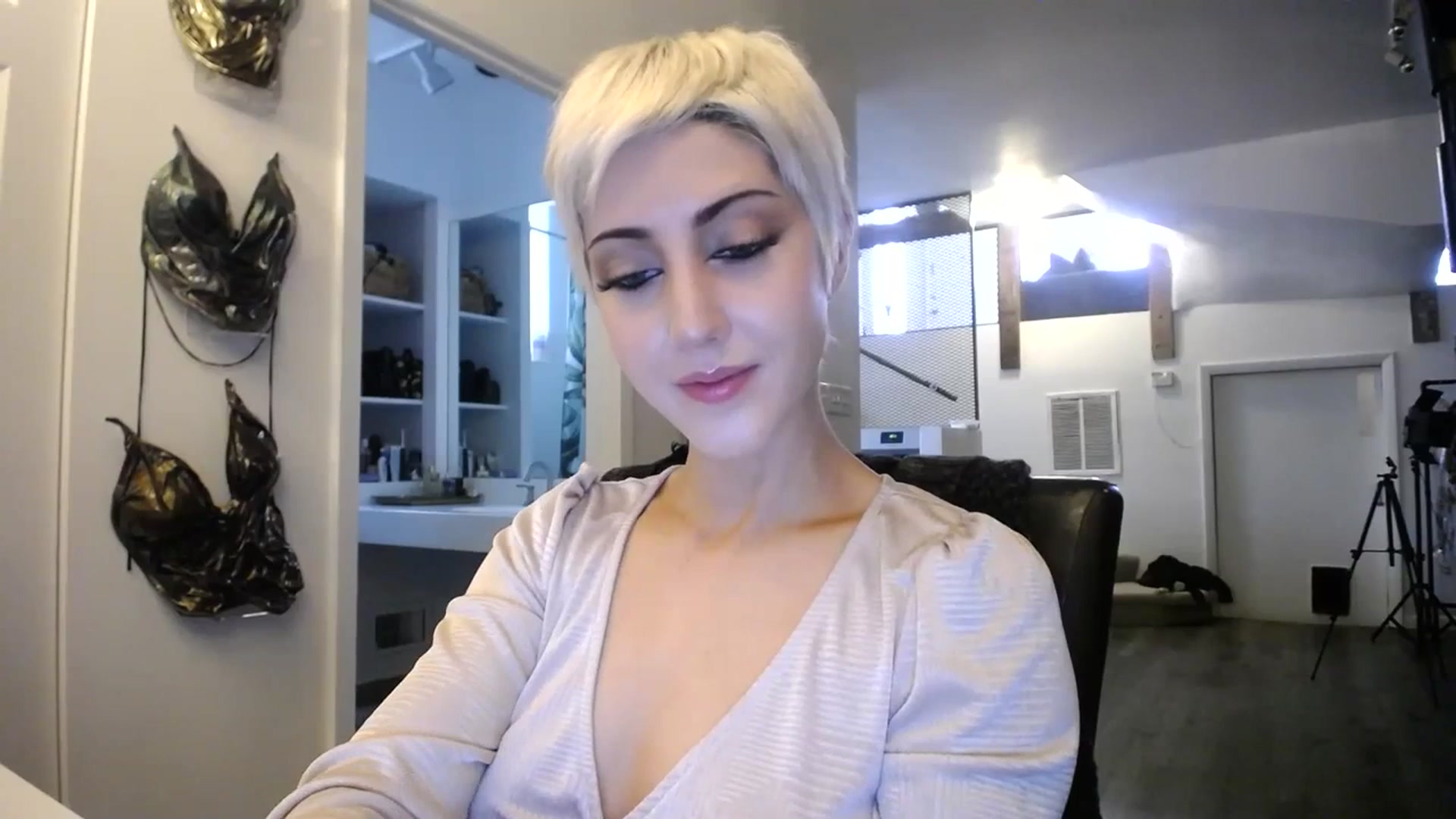 Gallery image thumbnail from ItsJade's myfreecams stream on, 07/13/2023, 17:09 image 8 of 20