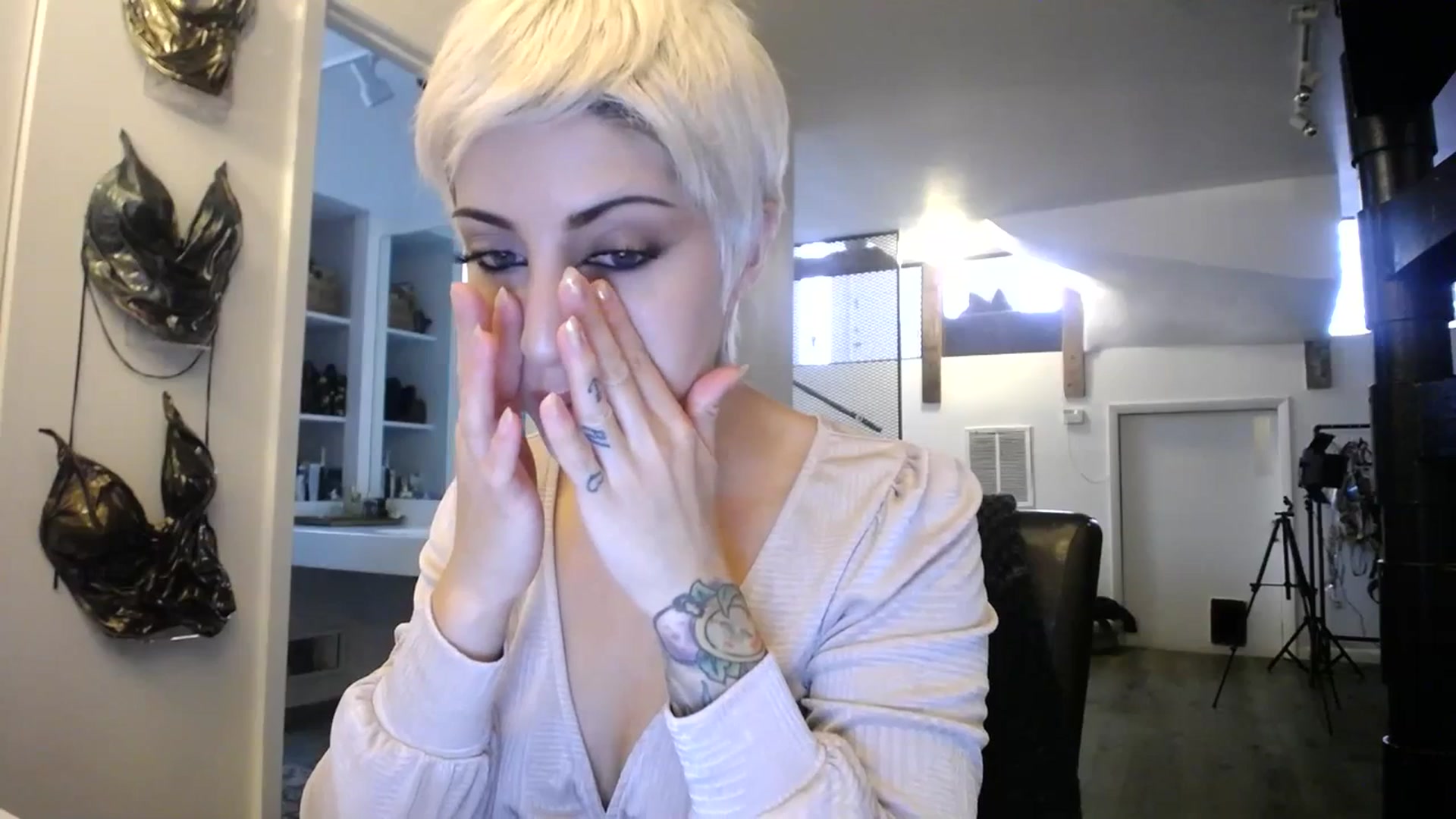 Gallery image thumbnail from ItsJade's myfreecams stream on, 07/13/2023, 17:09 image 14 of 20