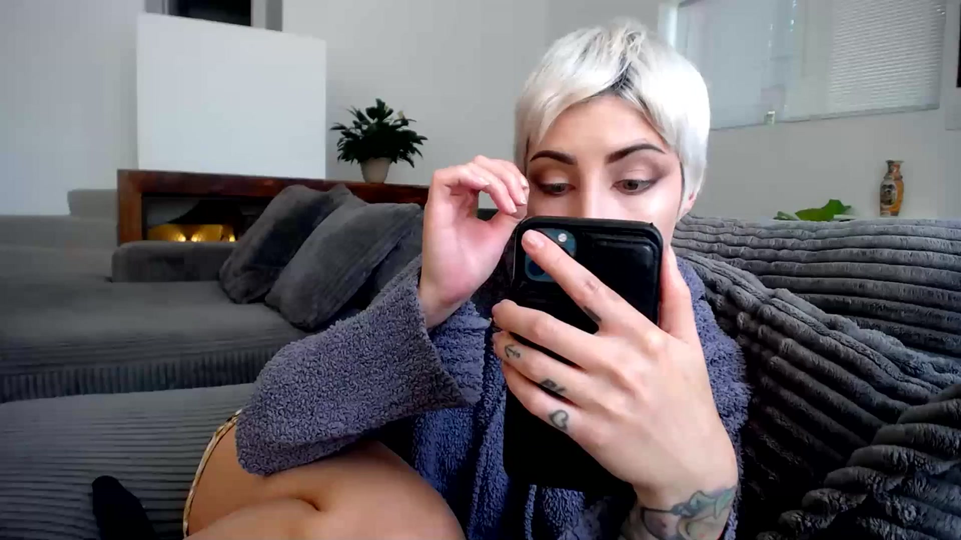 Gallery image thumbnail from ItsJade's myfreecams stream on, 07/14/2023, 18:37 image 5 of 20