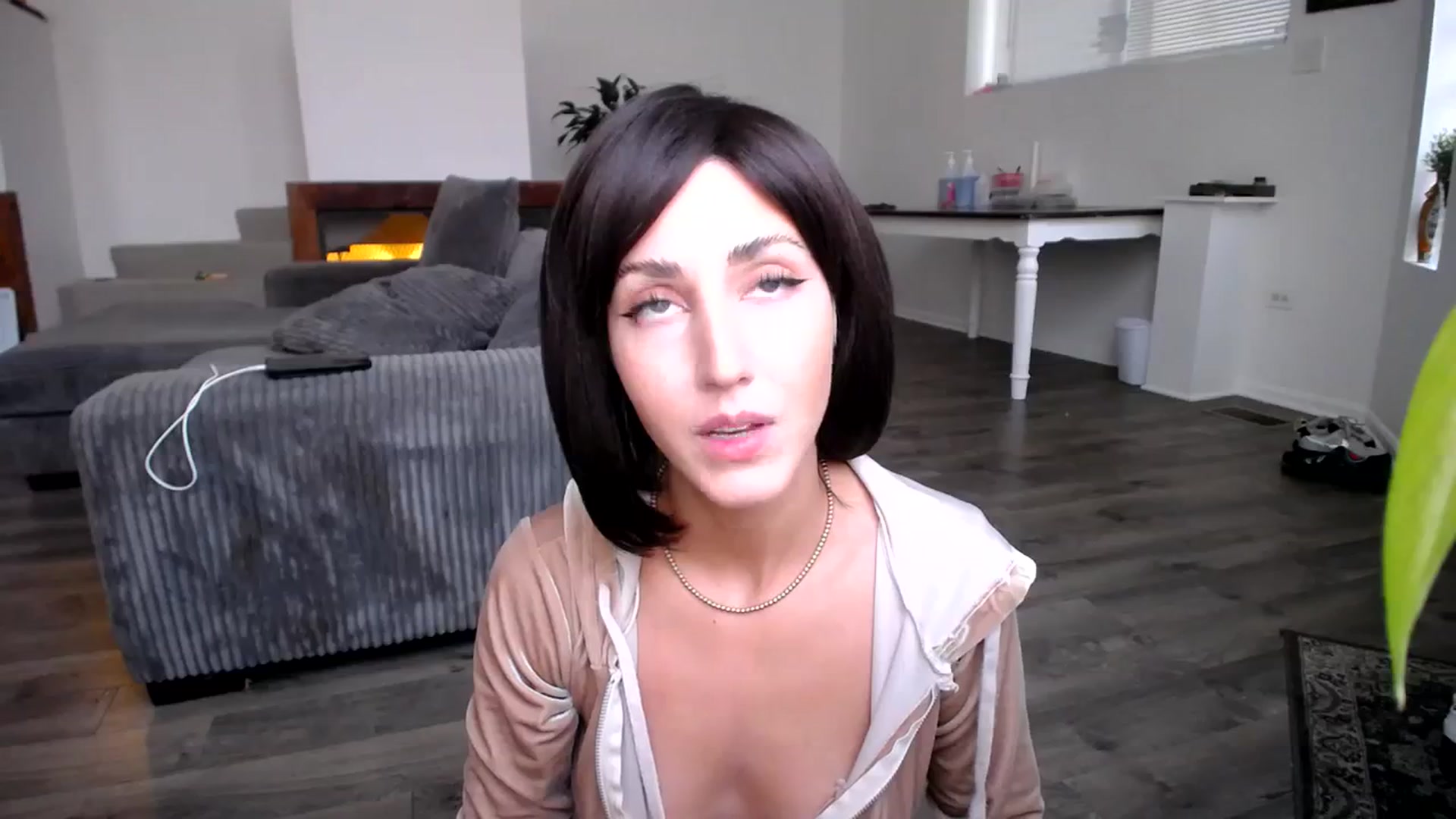 Gallery image thumbnail from ItsJade's myfreecams stream on, 09/03/2023, 24:01 image 10 of 20