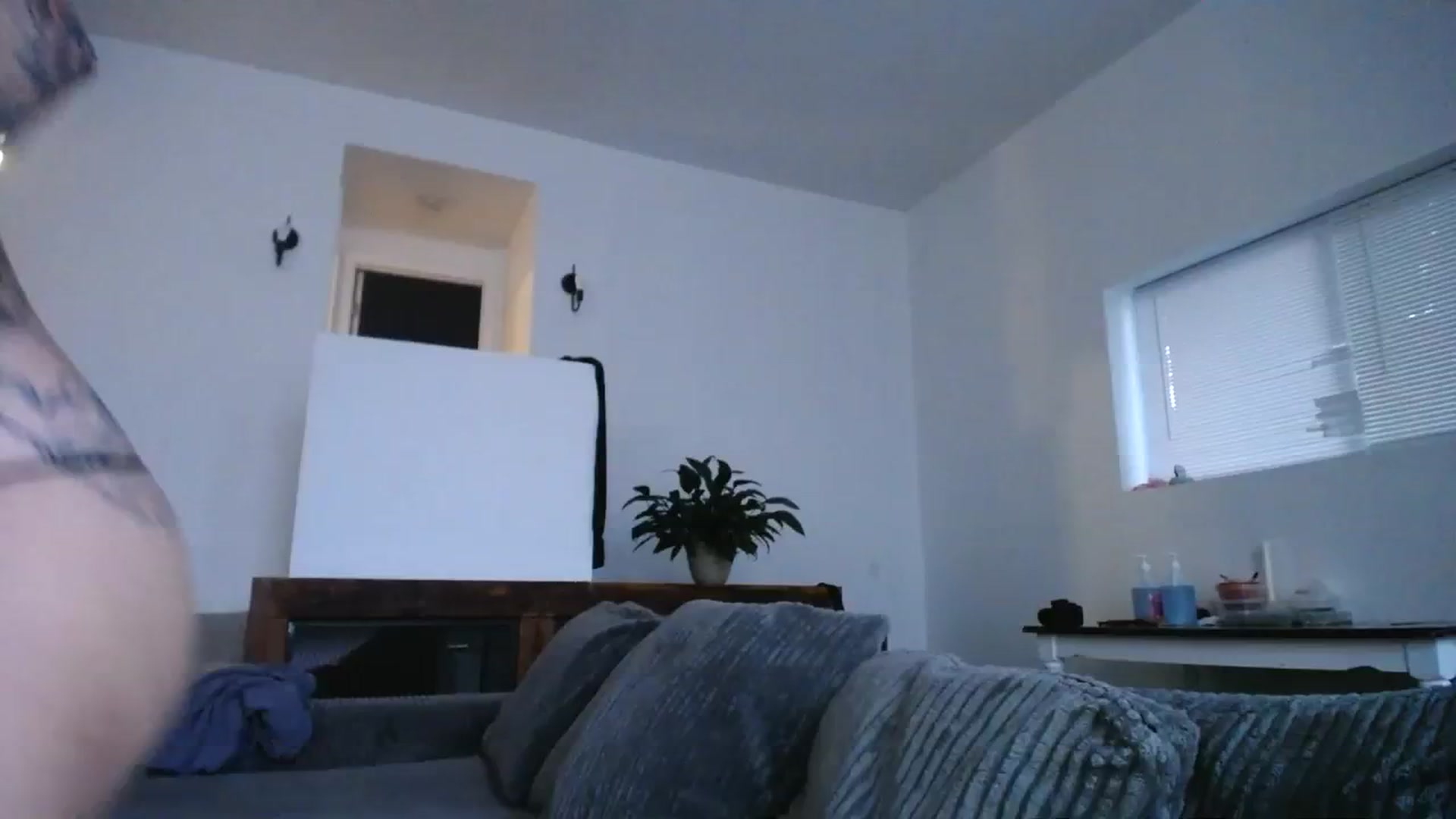 Gallery image thumbnail from ItsJade's myfreecams stream on, 09/04/2023, 24:55 image 5 of 20