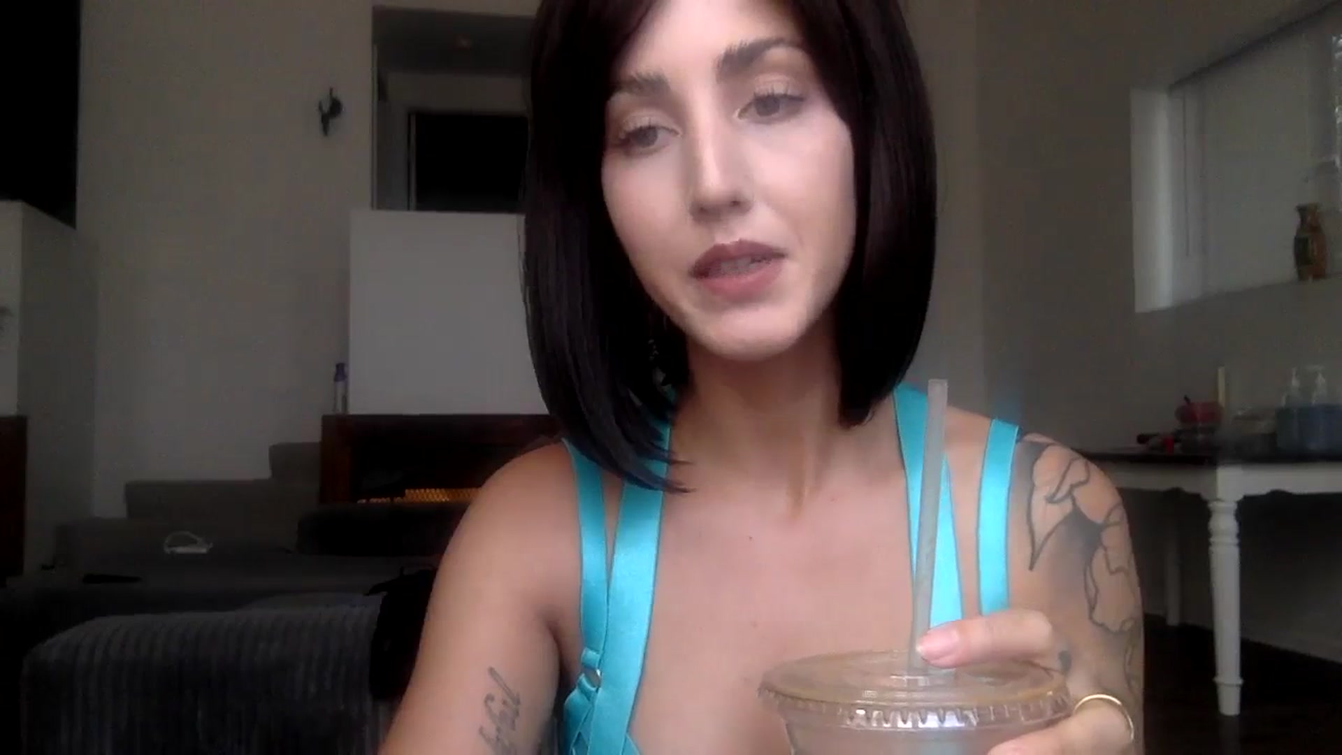 Gallery image thumbnail from ItsJade's myfreecams stream on, 09/06/2023, 22:15 image 3 of 20