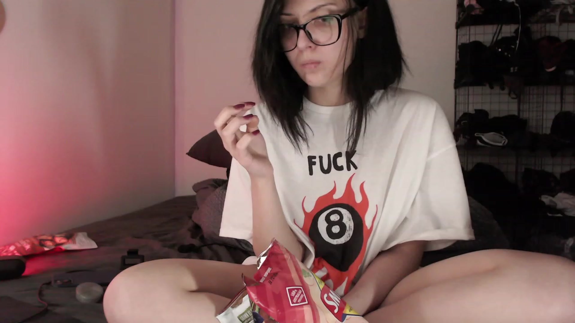 Gallery image thumbnail from ItsJustAPrank's myfreecams stream on, 06/26/2023, 04:02 image 17 of 20