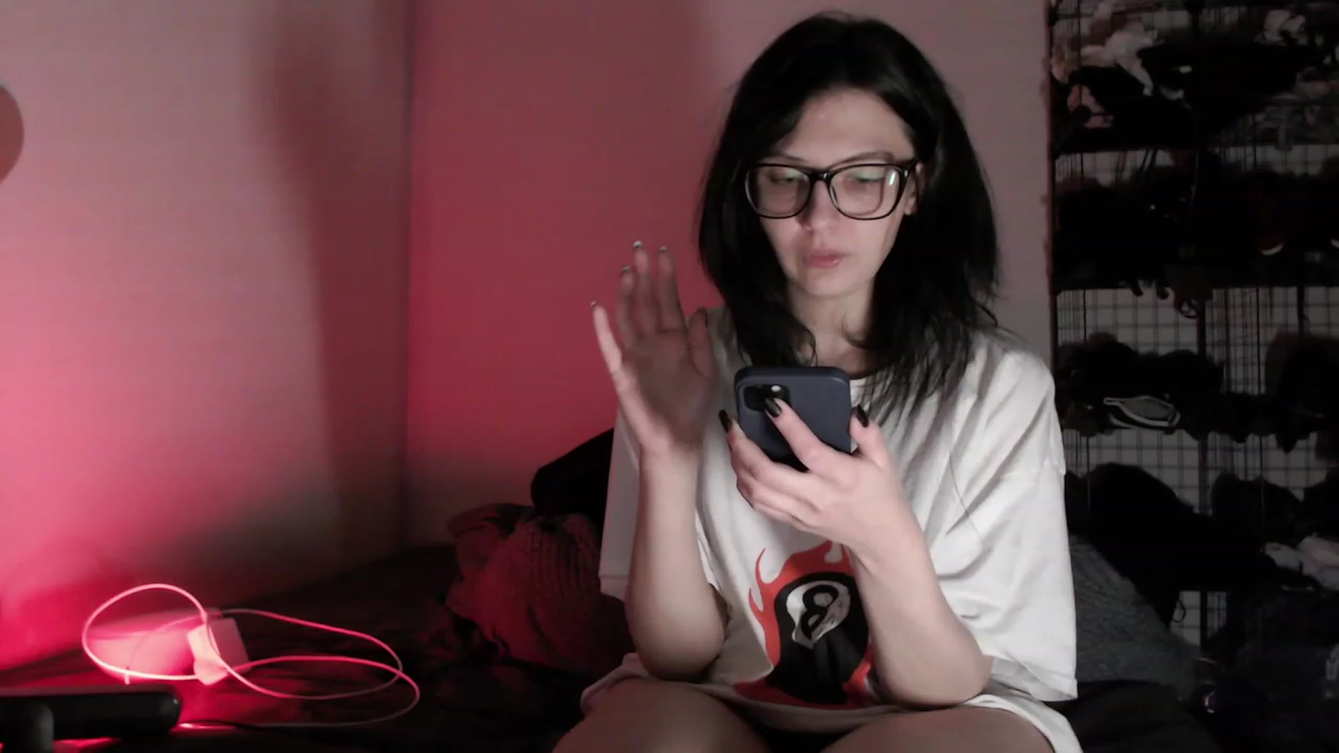 Gallery image thumbnail from ItsJustAPrank's myfreecams stream on, 06/26/2023, 04:02 image 5 of 20