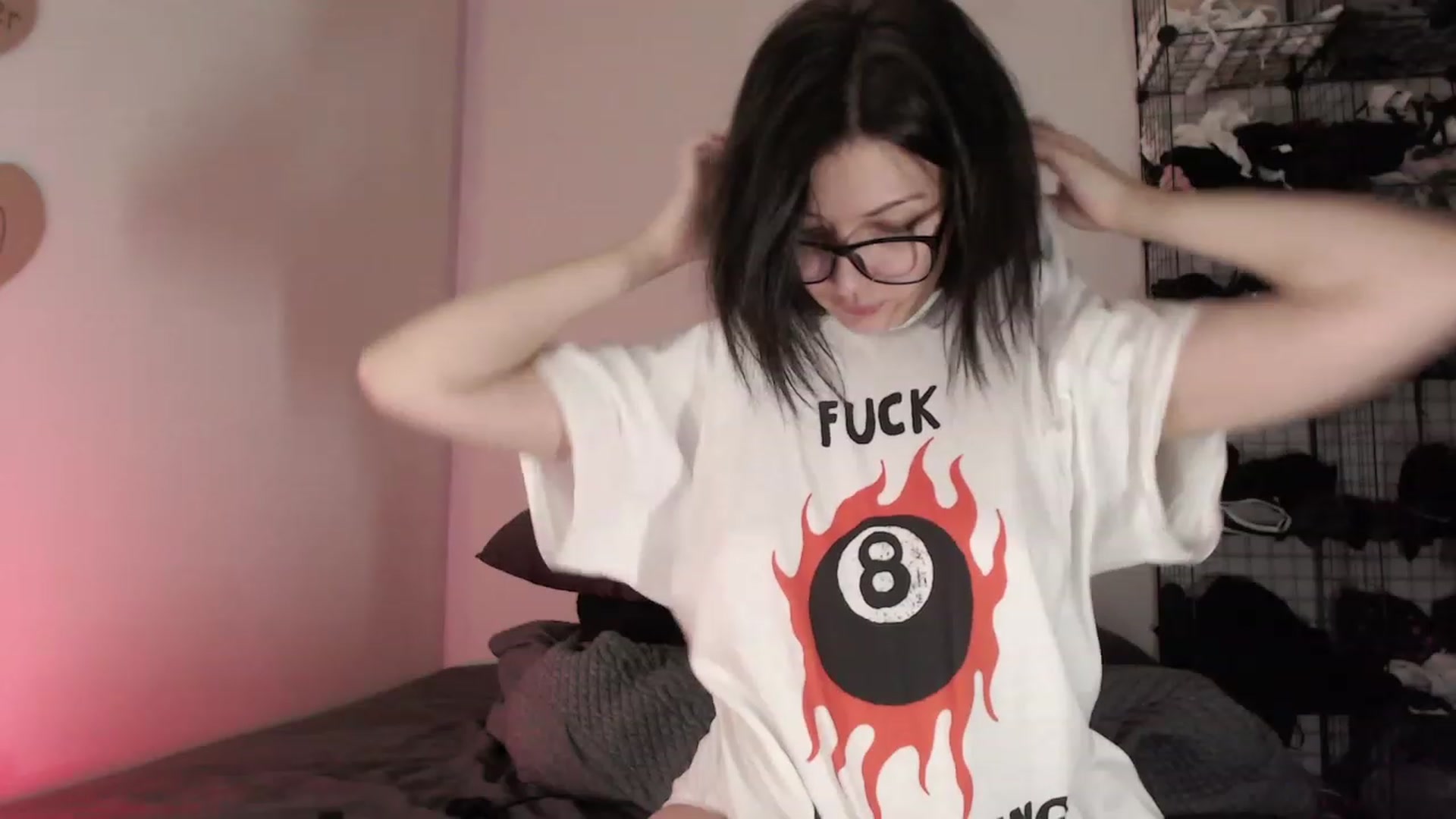 Gallery image thumbnail from ItsJustAPrank's myfreecams stream on, 06/26/2023, 04:02 image 16 of 20