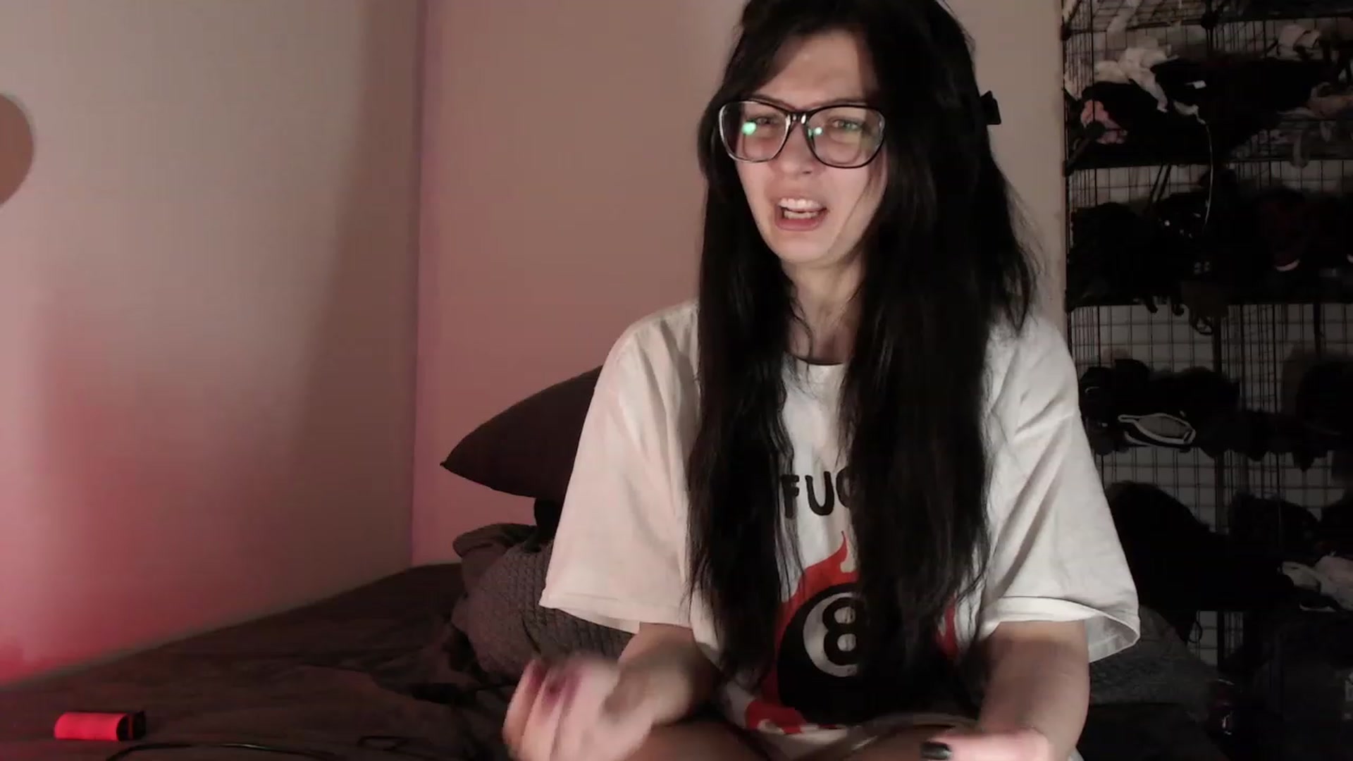 Gallery image thumbnail from ItsJustAPrank's myfreecams stream on, 06/26/2023, 04:02 image 13 of 20