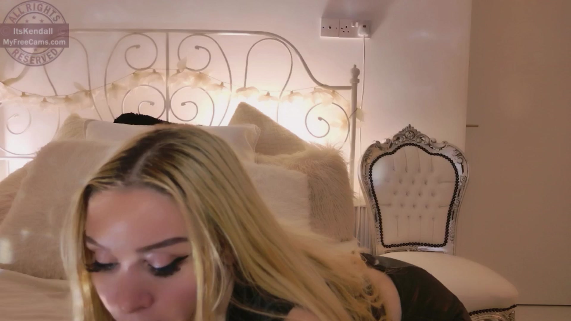 Gallery image thumbnail from ItsKendall's myfreecams stream on, 02/21/2026, 16:38 image 8 of 20
