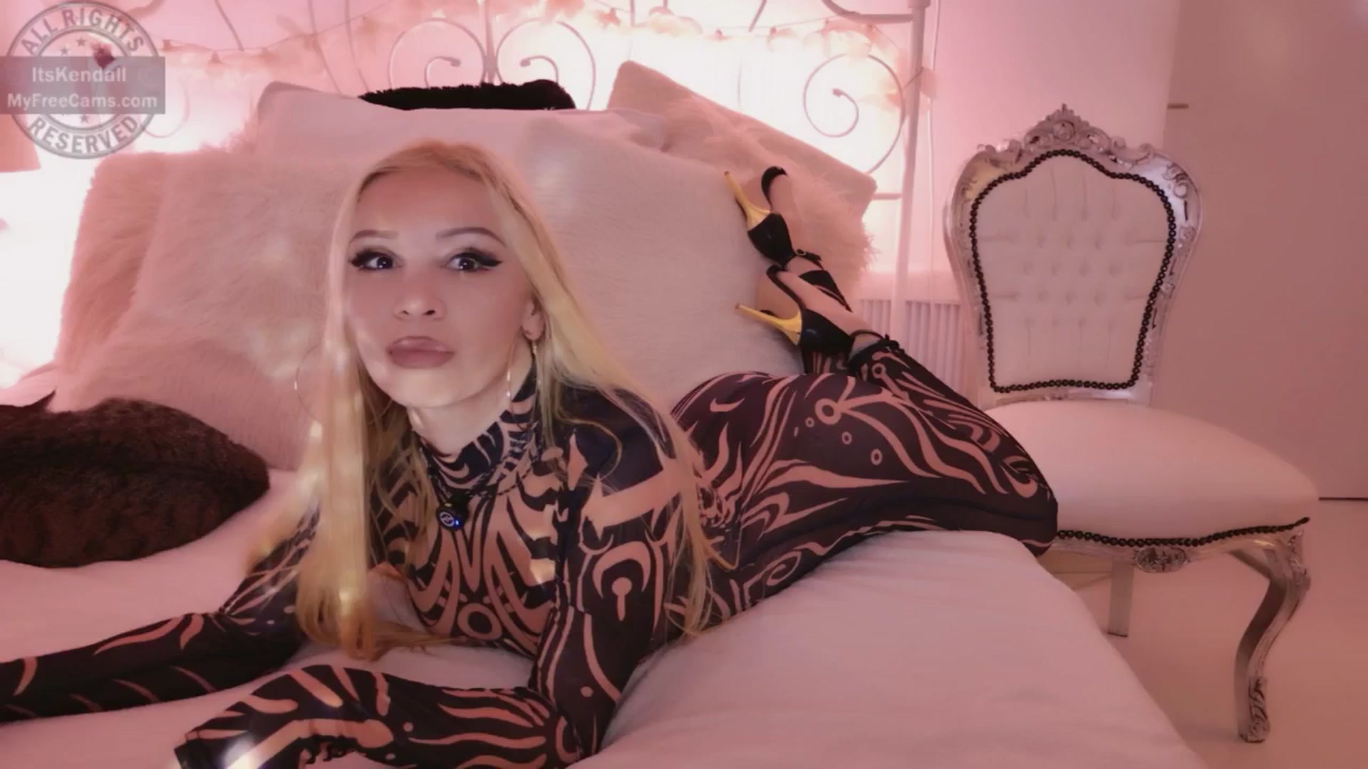Gallery image thumbnail from ItsKendall's myfreecams stream on, 03/03/2026, 18:49 image 11 of 20
