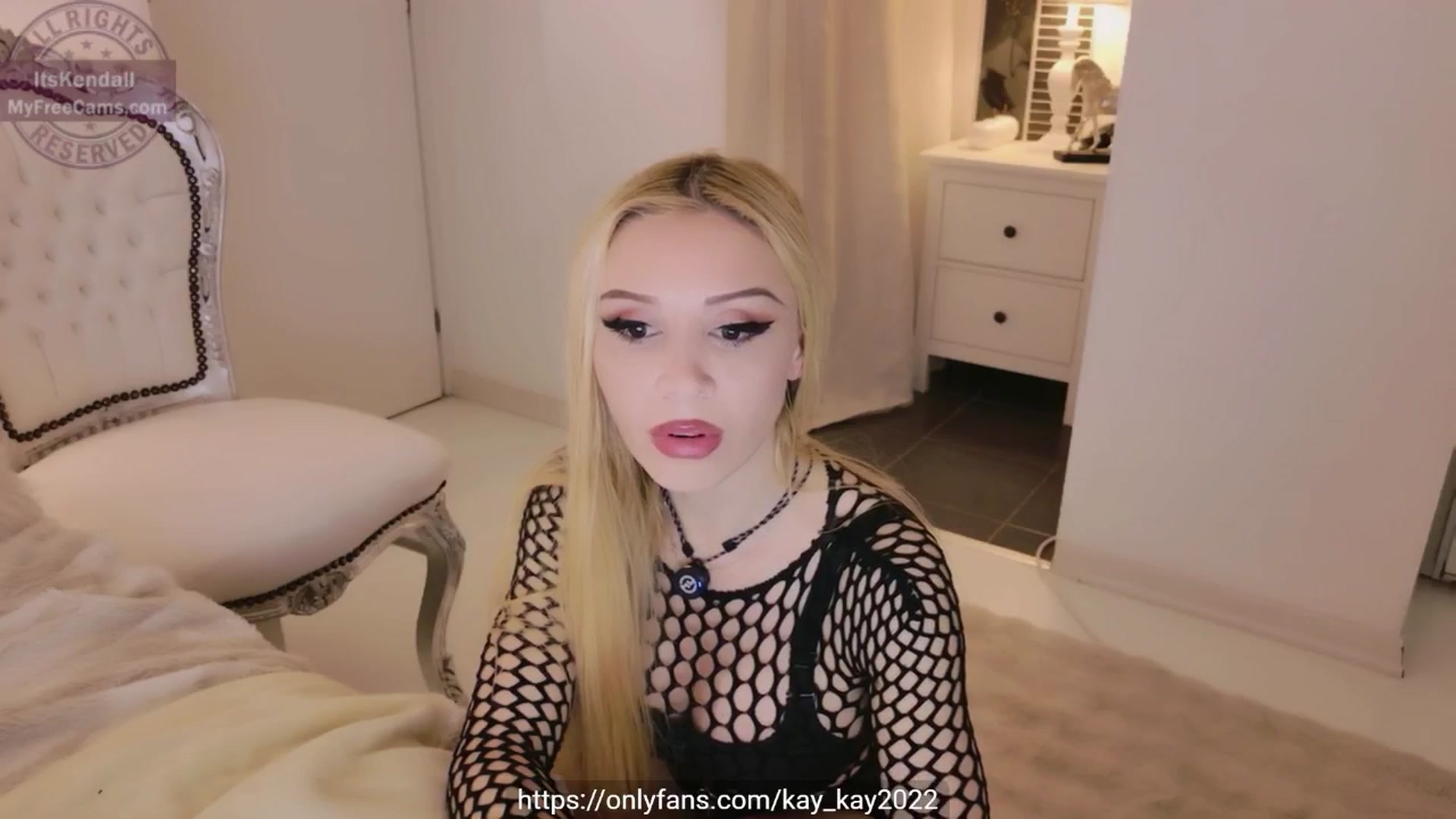 Gallery image thumbnail from ItsKendall's myfreecams stream on, 04/02/2026, 16:25 image 13 of 20