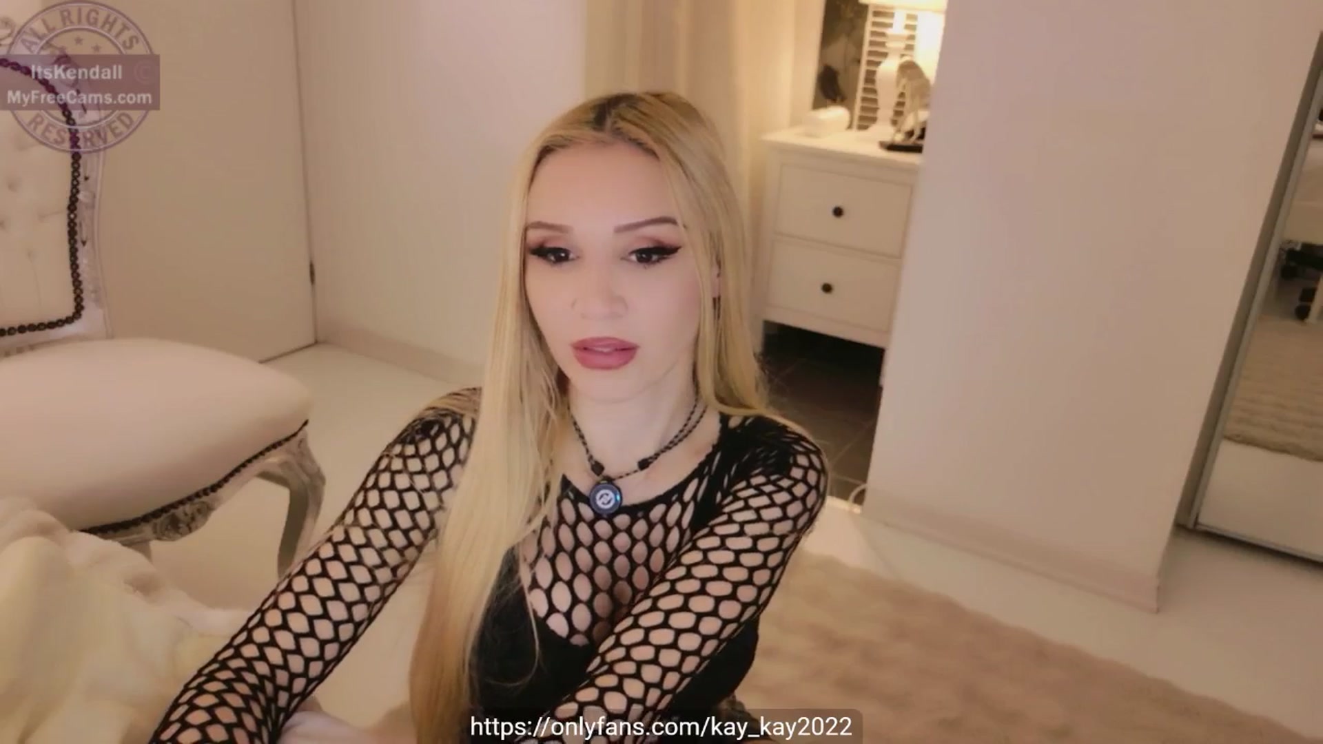 Gallery image thumbnail from ItsKendall's myfreecams stream on, 04/02/2026, 16:25 image 16 of 20