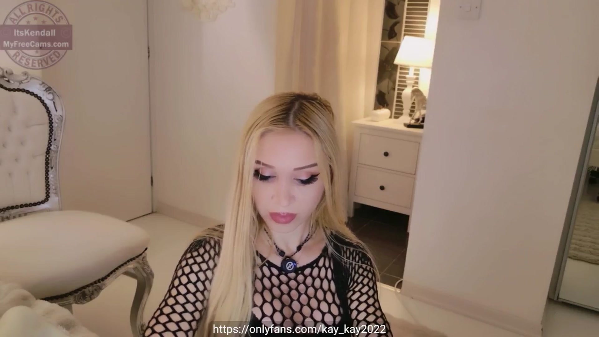 Gallery image thumbnail from ItsKendall's myfreecams stream on, 04/02/2026, 16:25 image 18 of 20